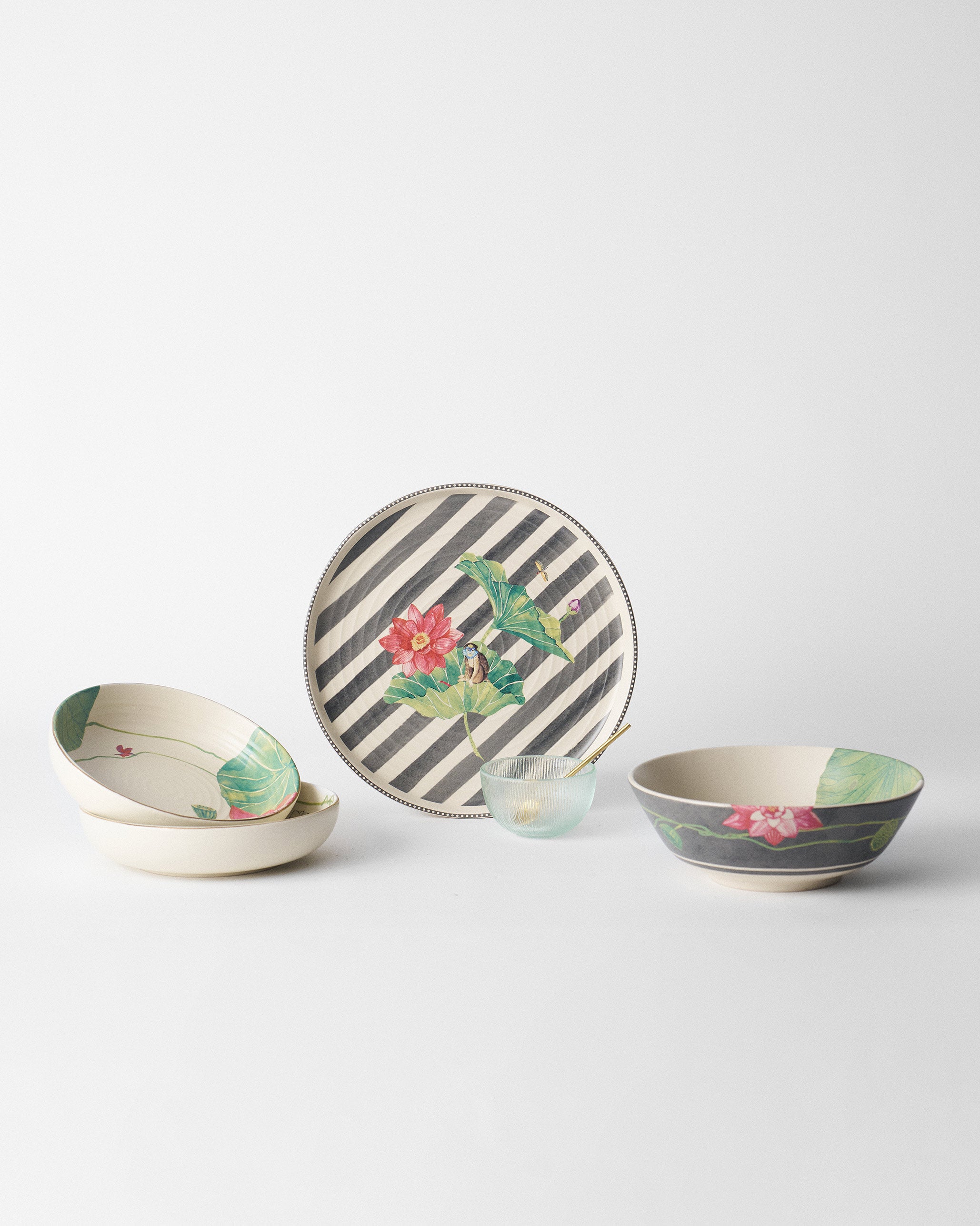 Lily Pond Chip & Dip Platter