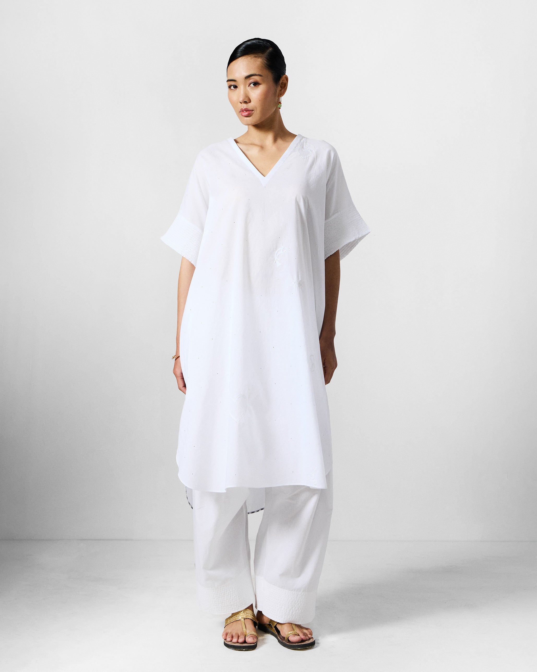 Calicut Kurta - White Embroidered
