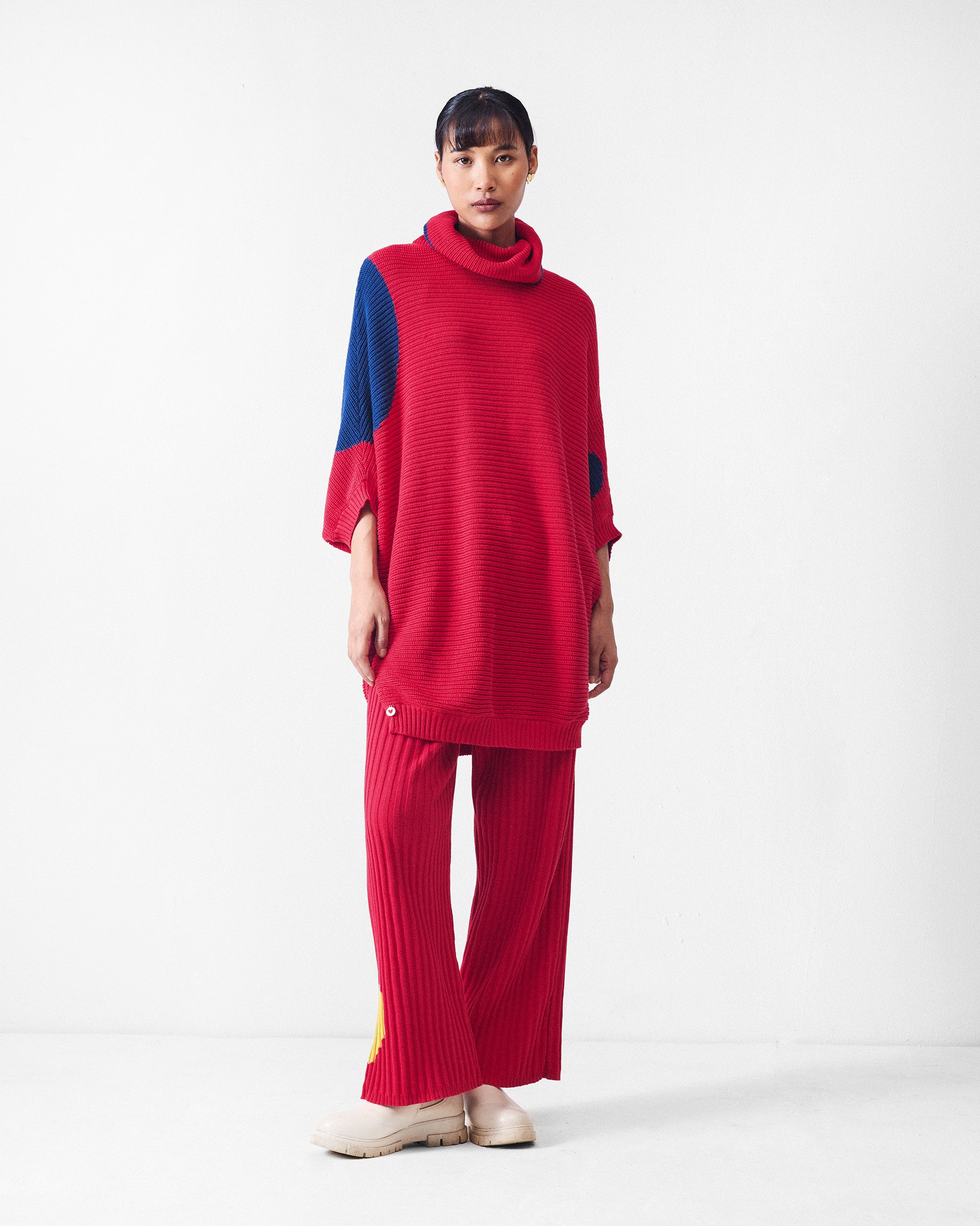 Tao Turtle Neck Sweater - Red