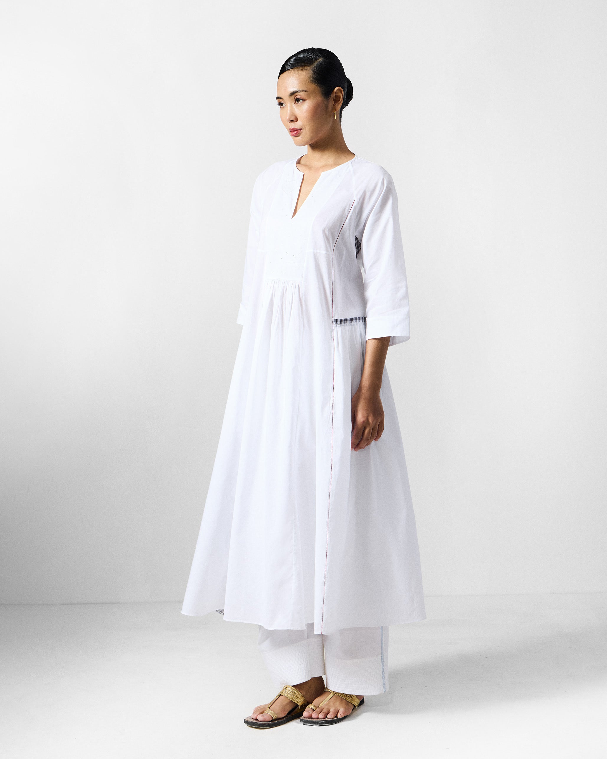 The Torsa Kurta Set - White