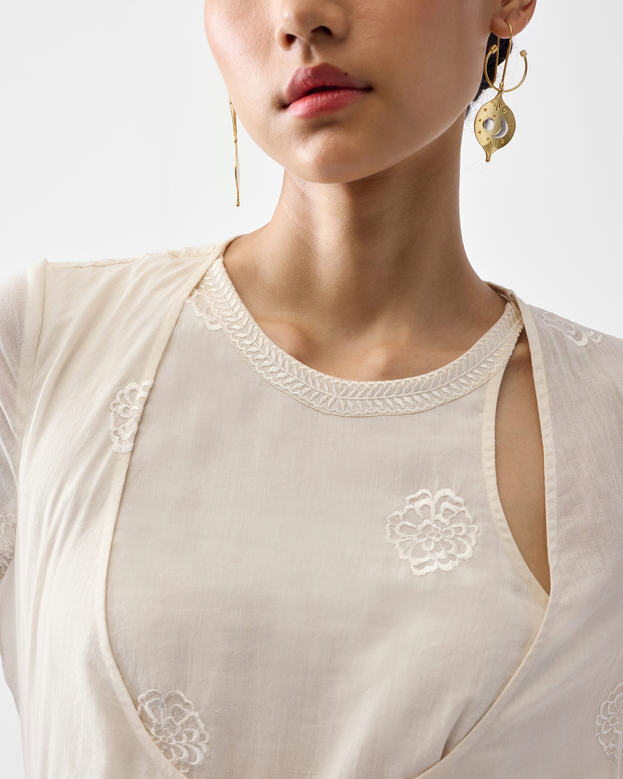The Savera Set - Ivory Embroidered