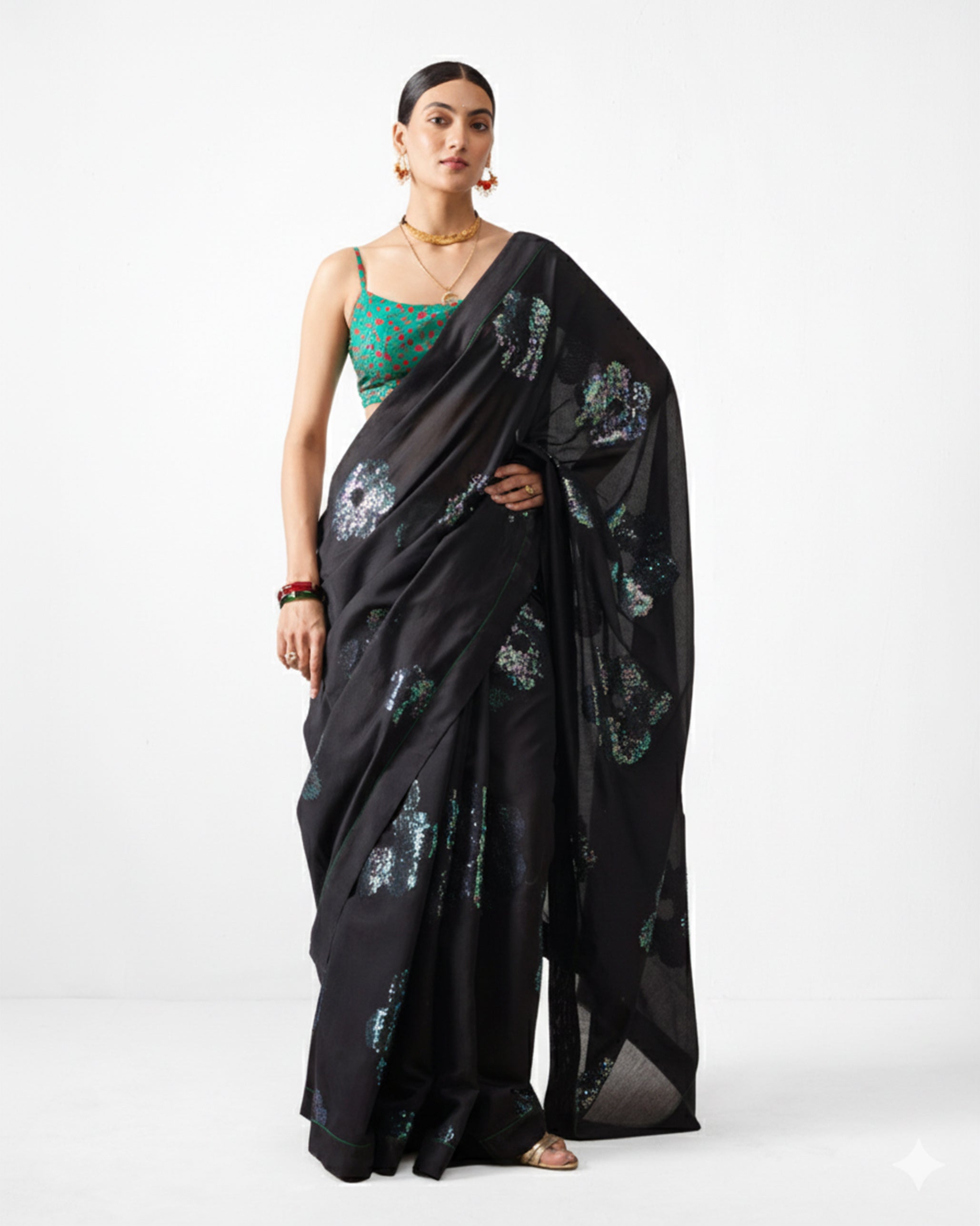 Urooj Sari - Black Embroidered