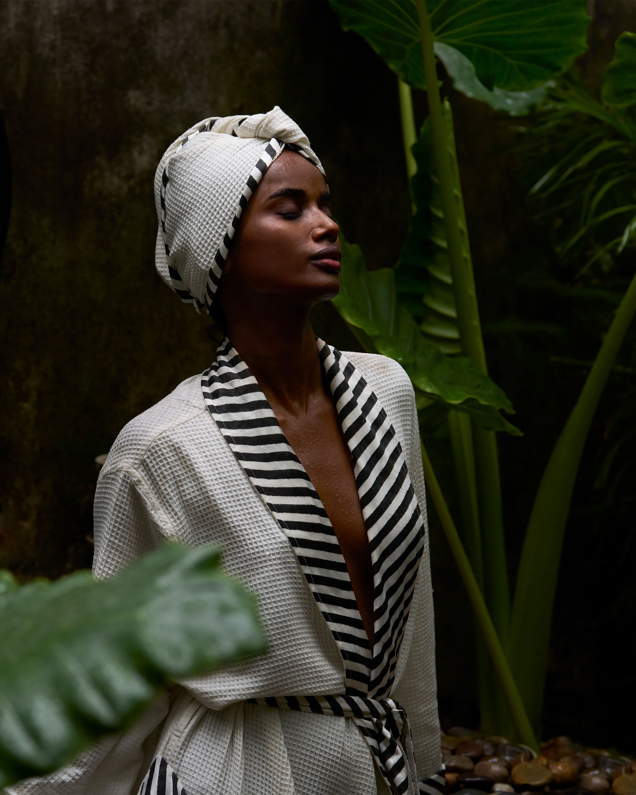 Ele Palm Retreat Set