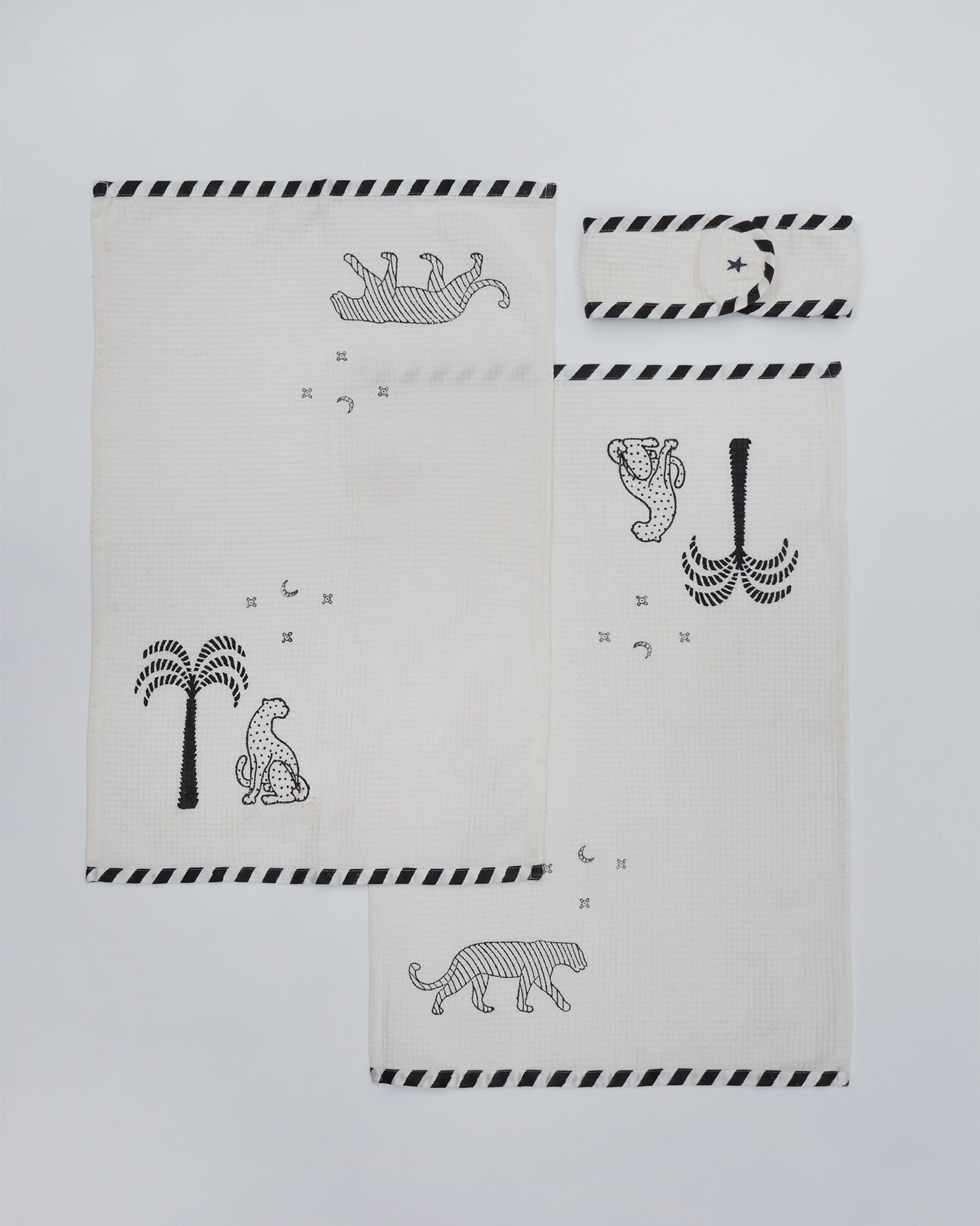Ele Palm Retreat Set
