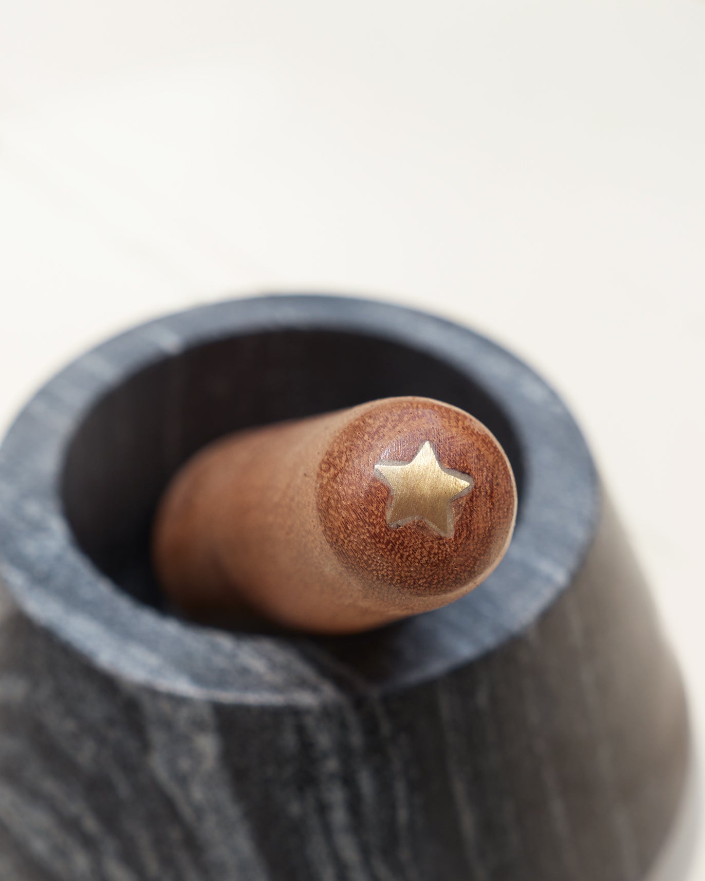 Ukiyo Mortar & Pestle - Midnight Marble