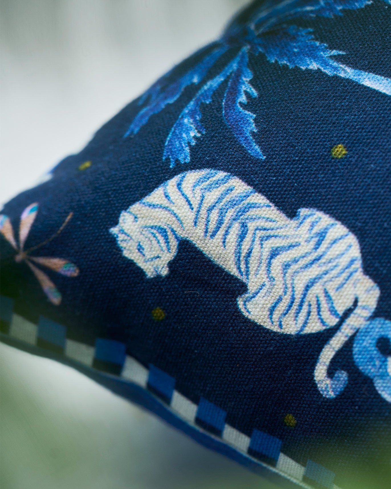 Tropis Cushion Cover - Indigo