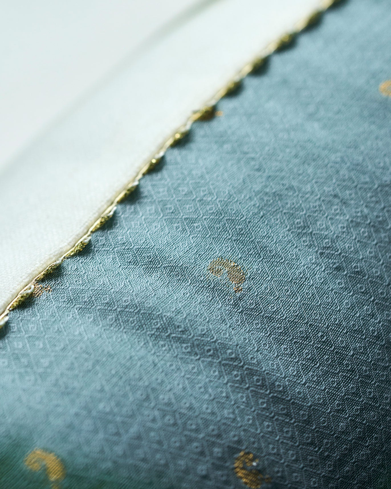 Tenang Lumbar Cover - Blue