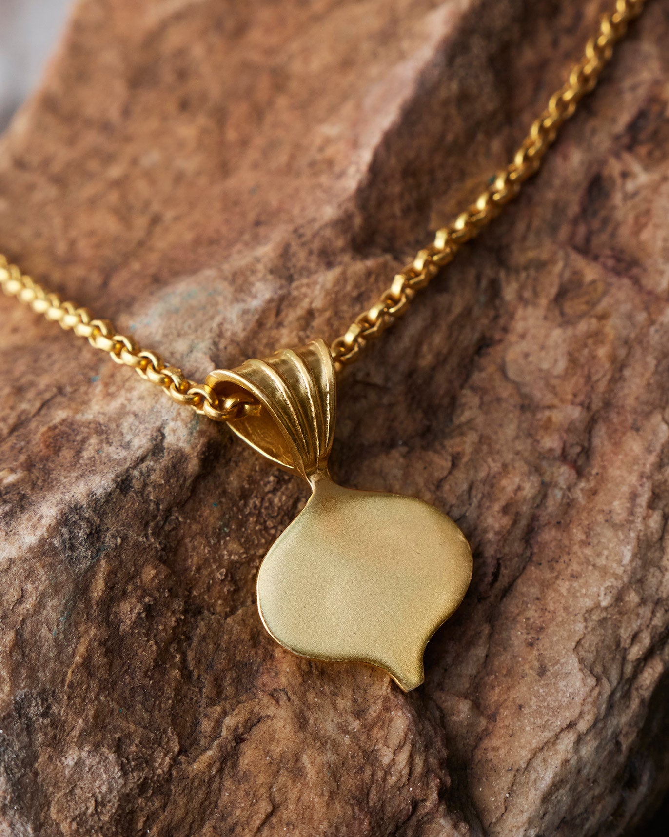 Leaf Charm - Gold