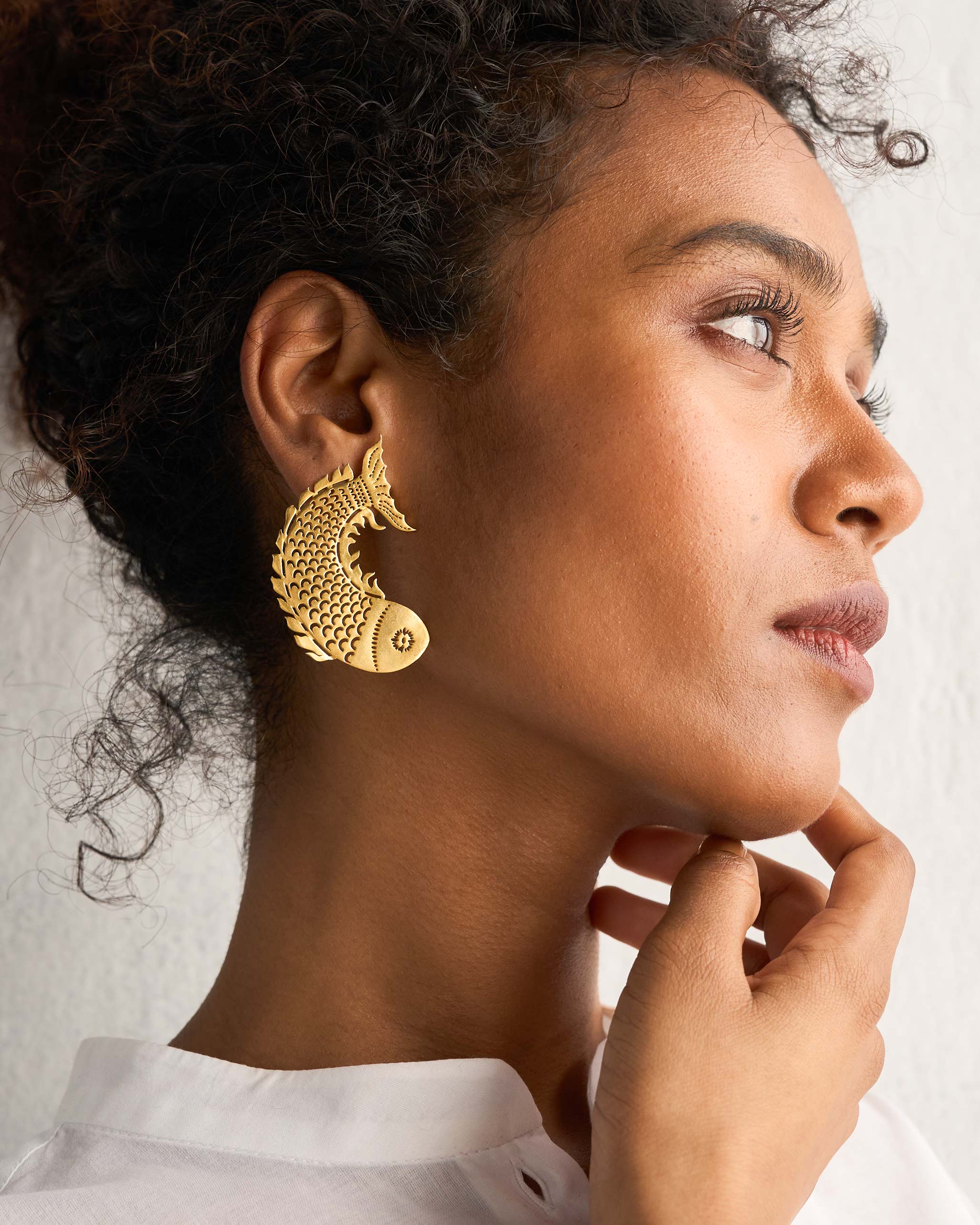 Meen Earrings - Gold