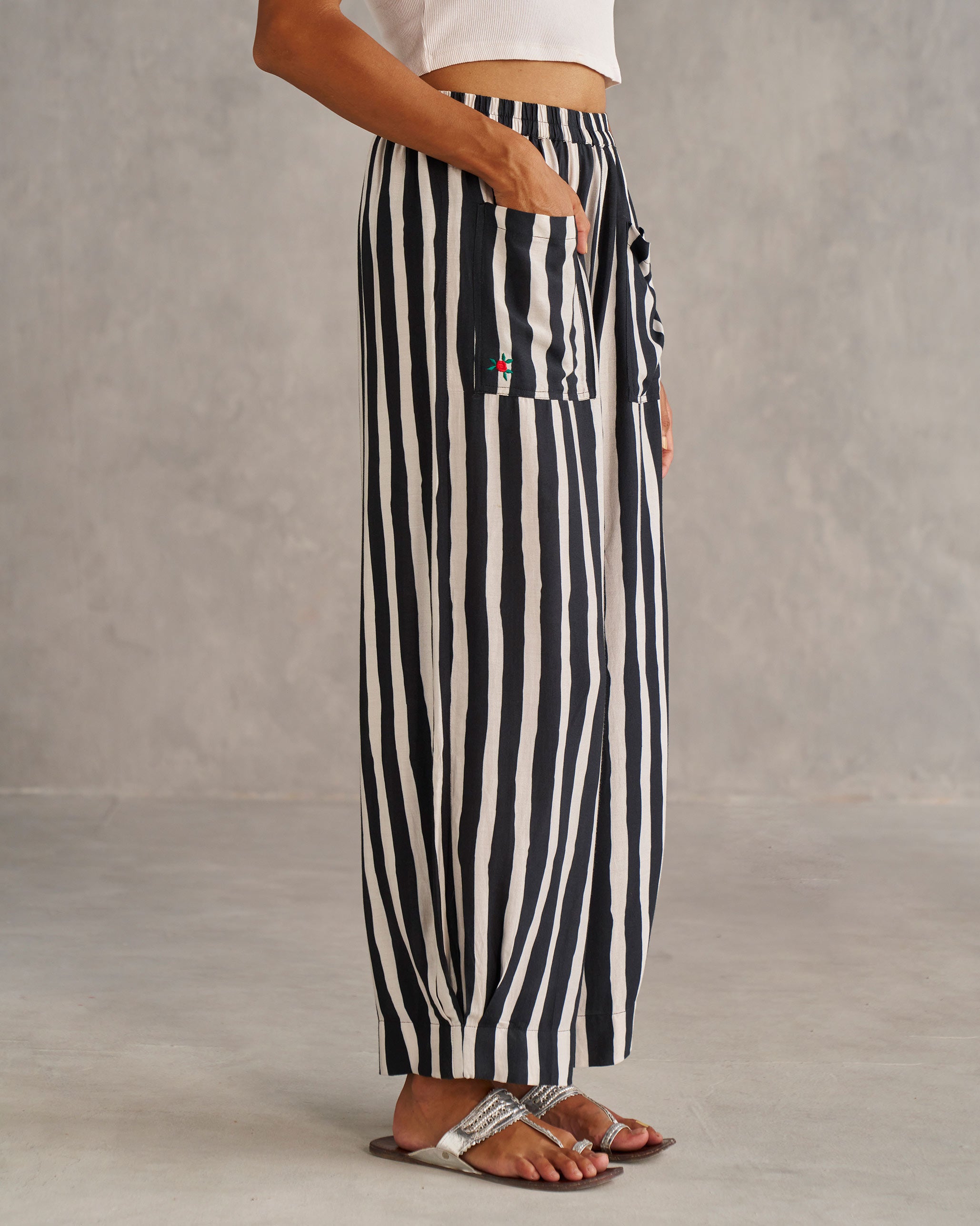 Serene Pants - Beige & Black