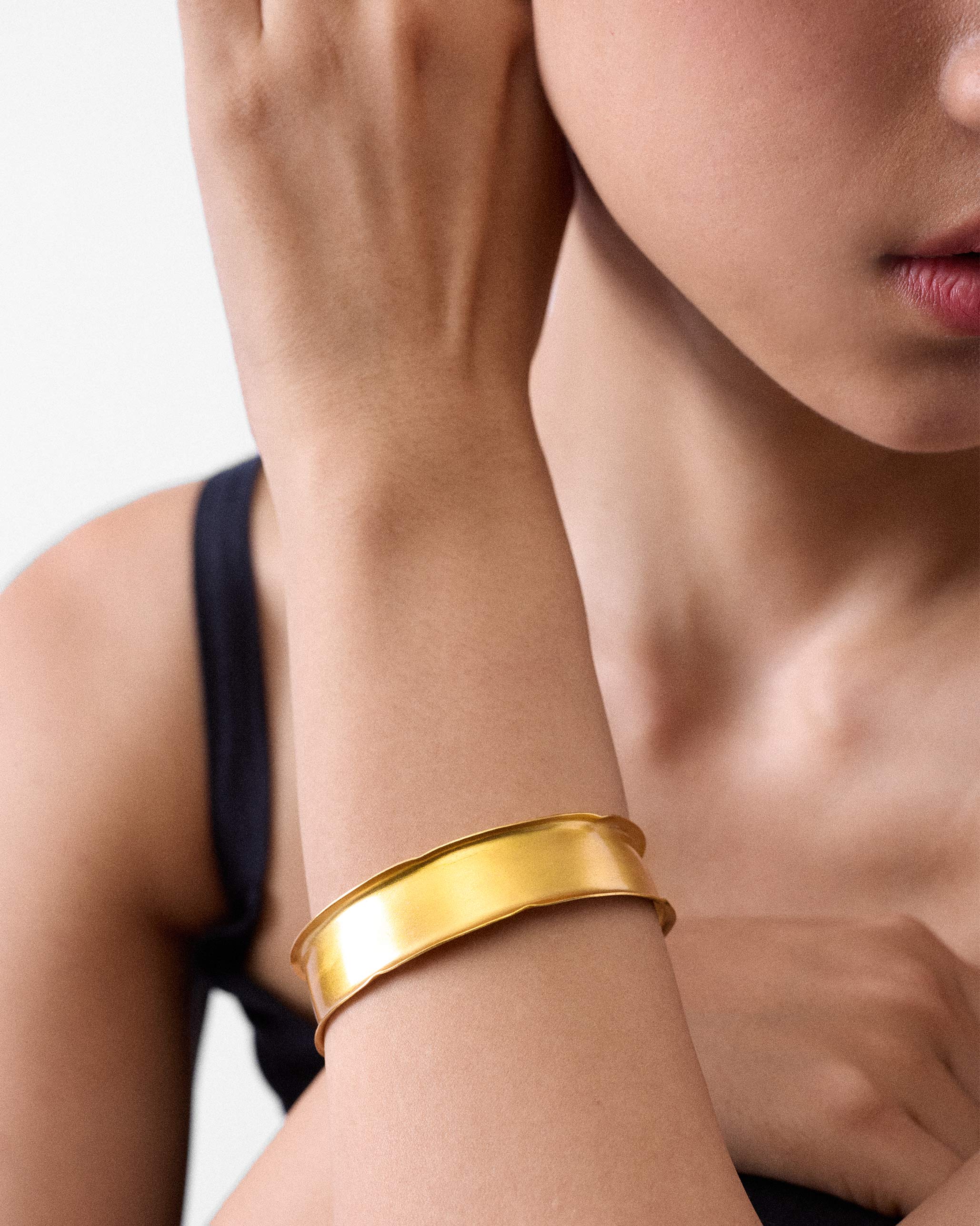 Batur Bangle Thick - Gold