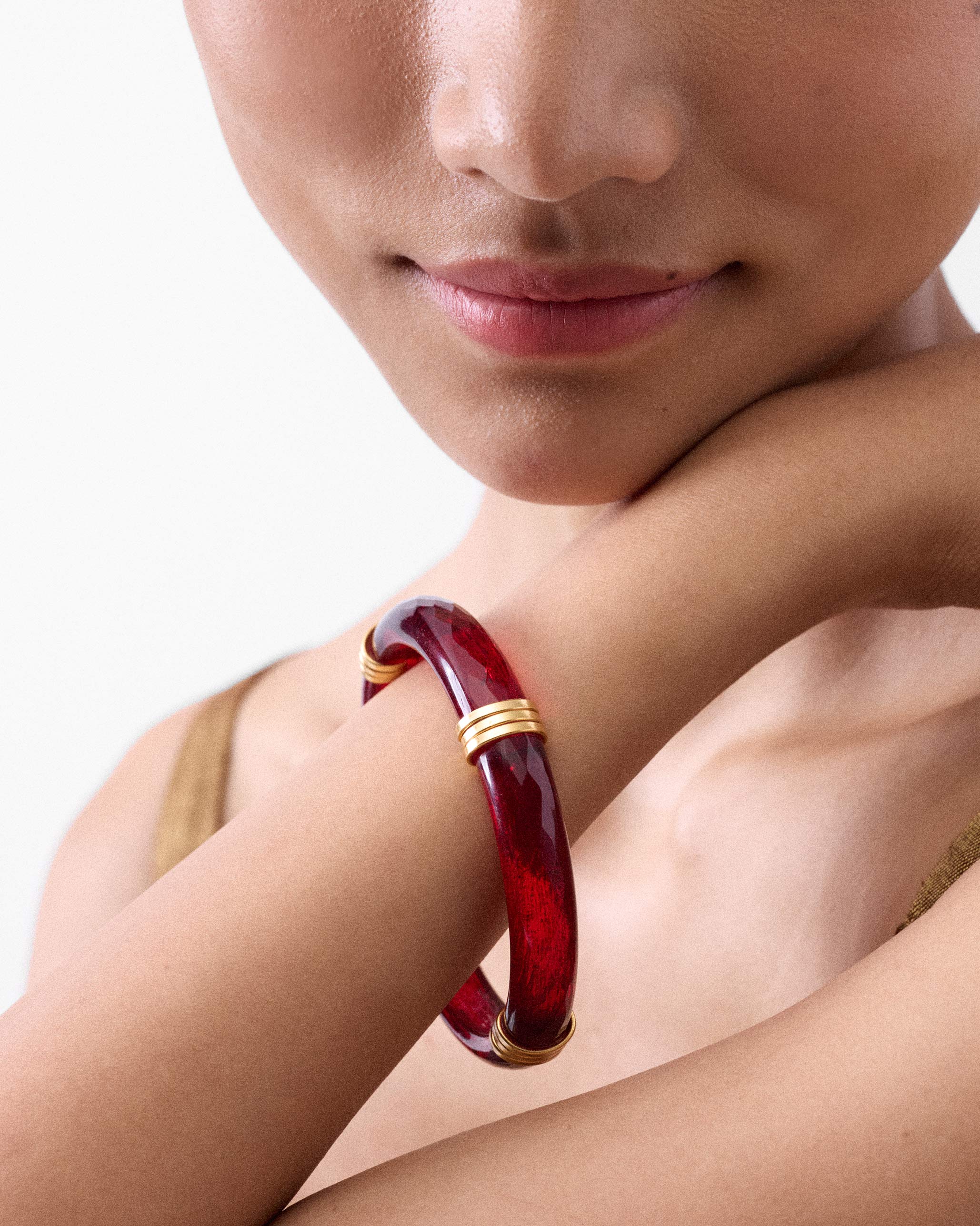 Cara Bangle - Red