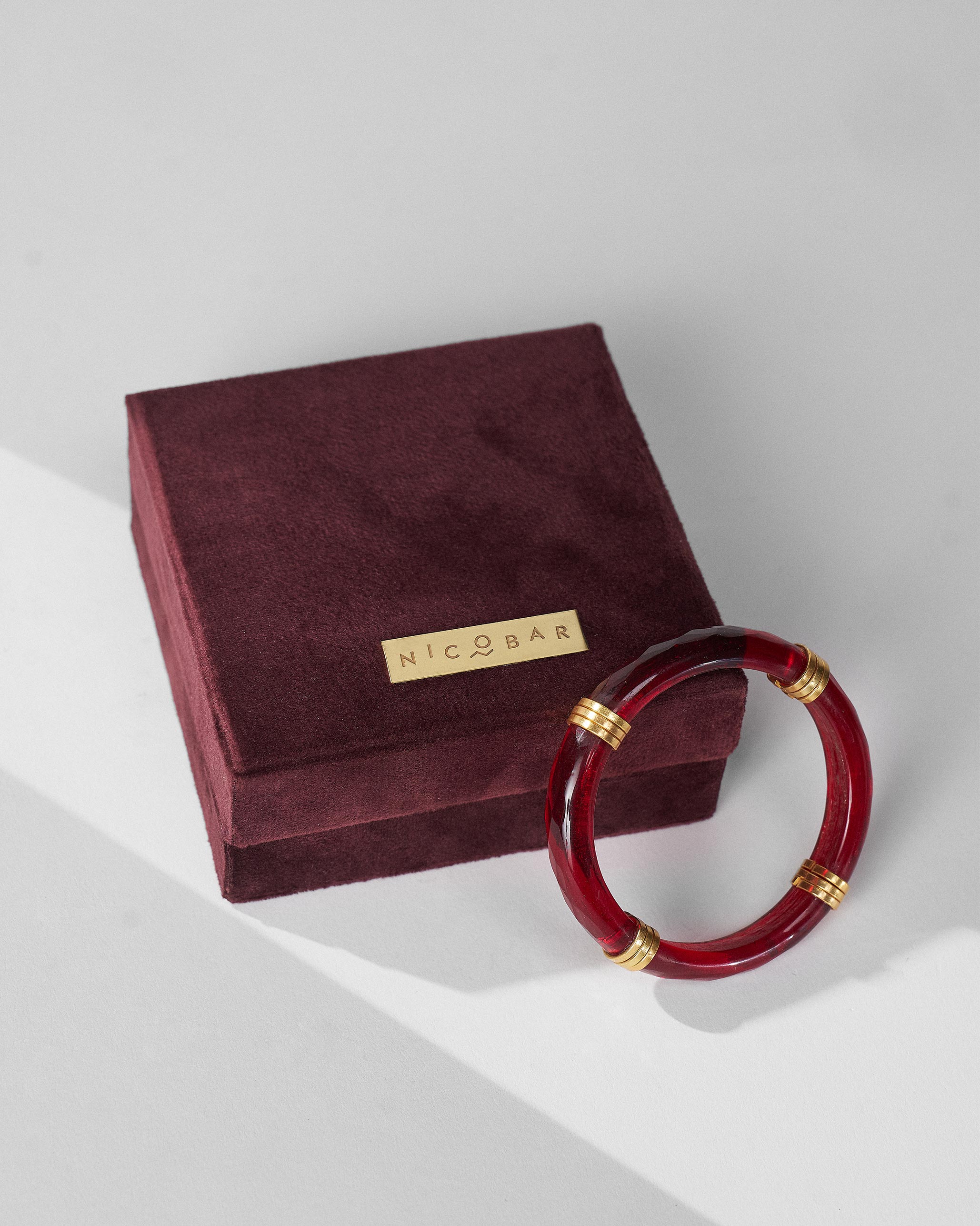 Cara Bangle - Red