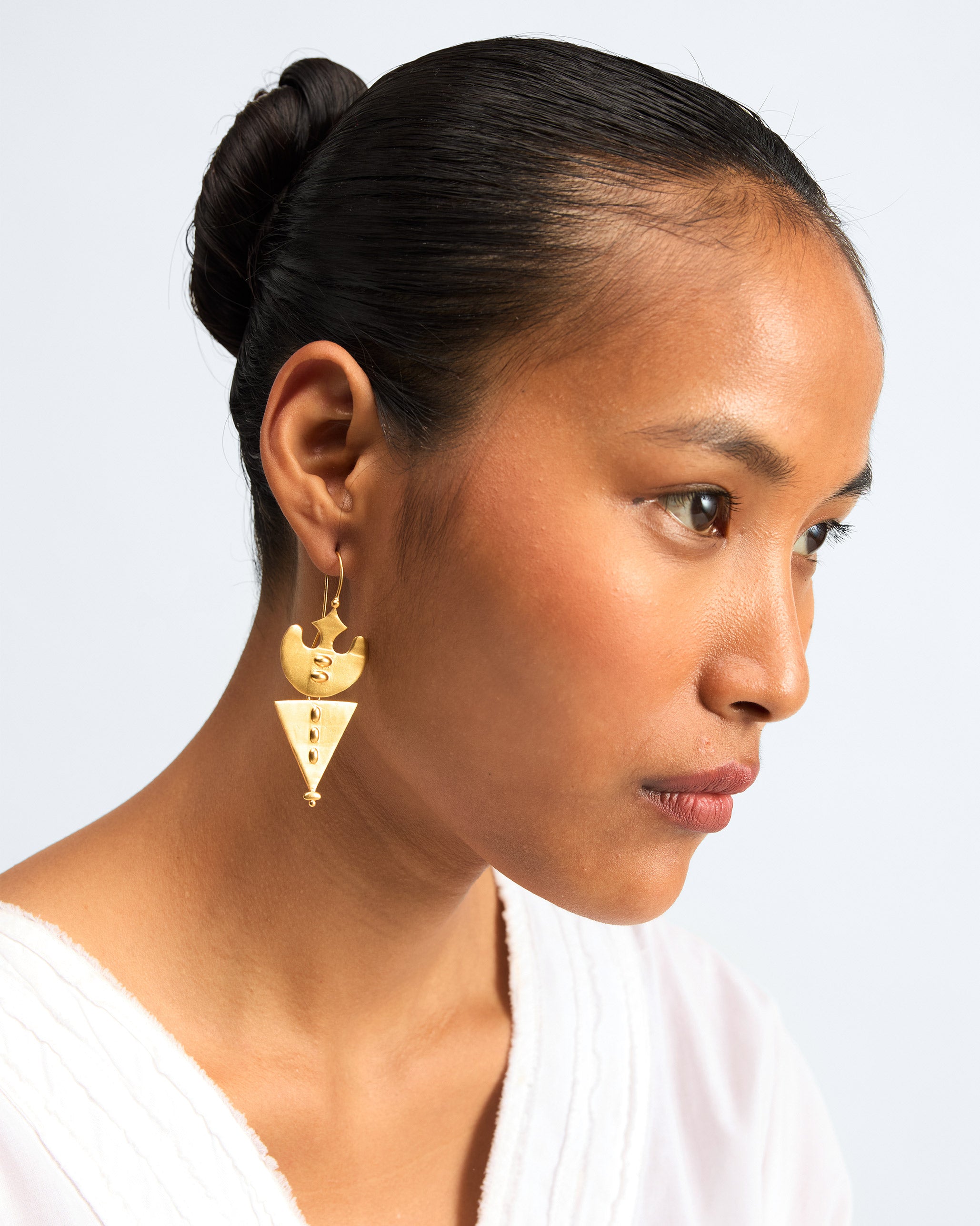 Lama Earrings - Gold