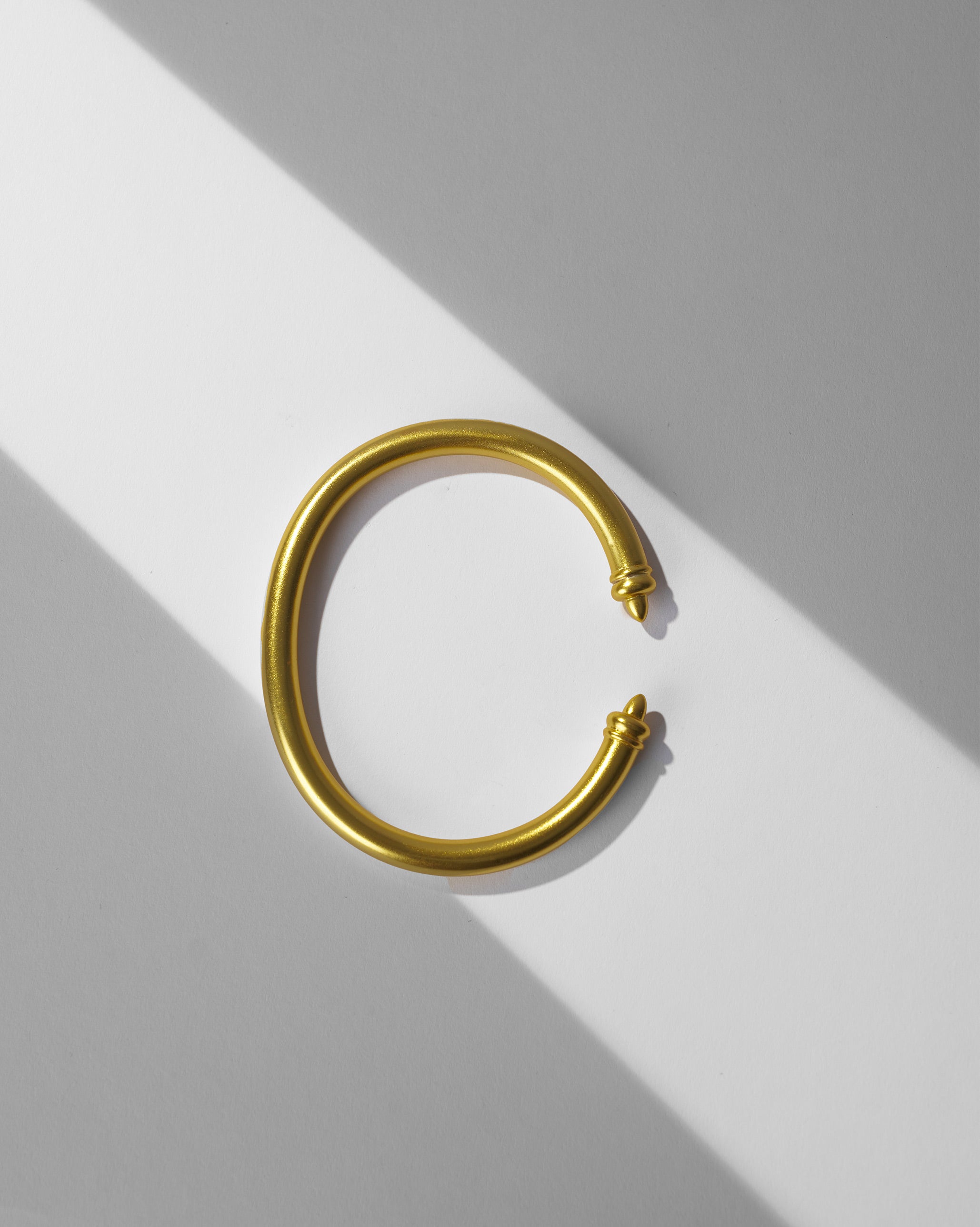 Raahi Bangle - Gold