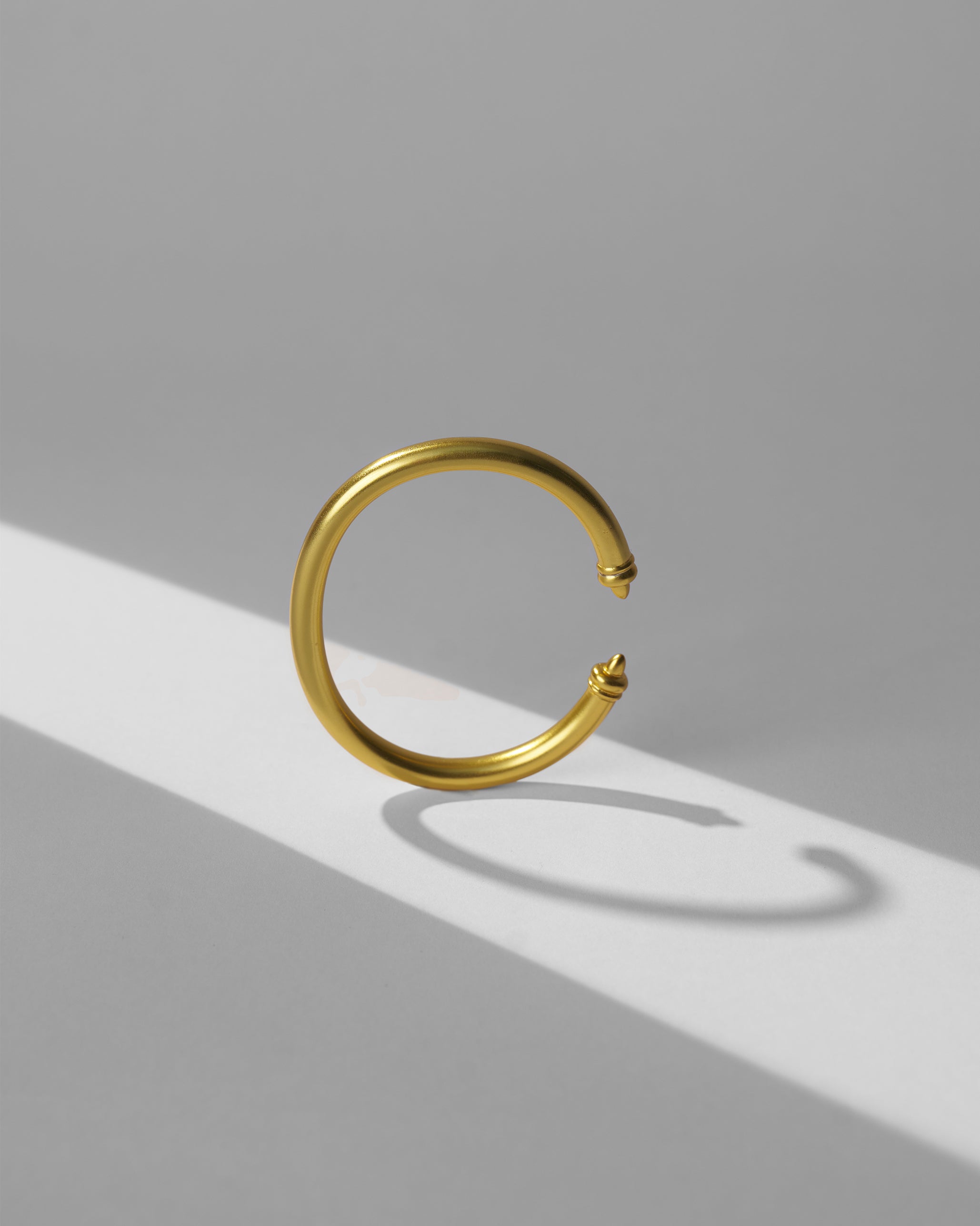 Raahi Bangle - Gold