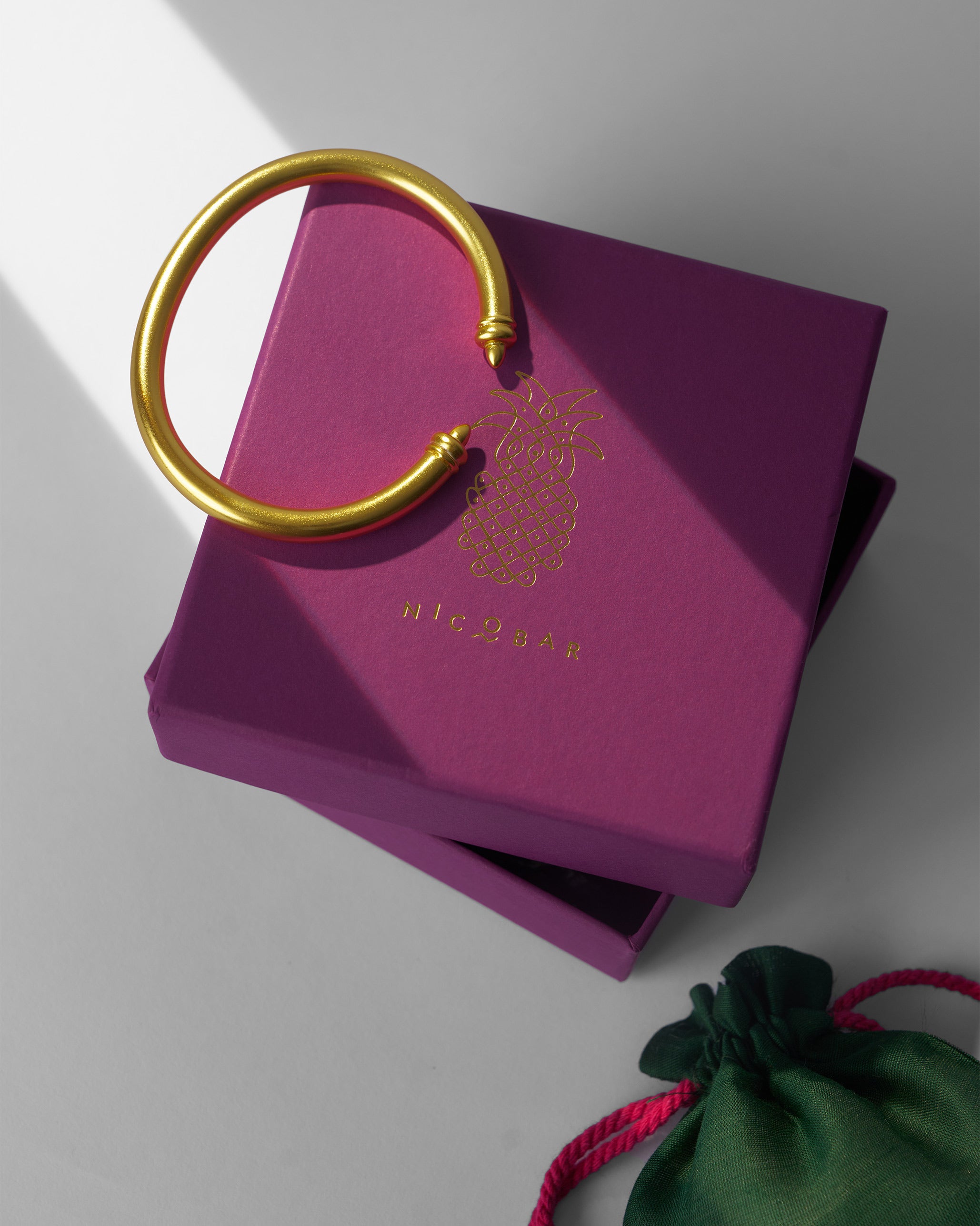 Raahi Bangle - Gold