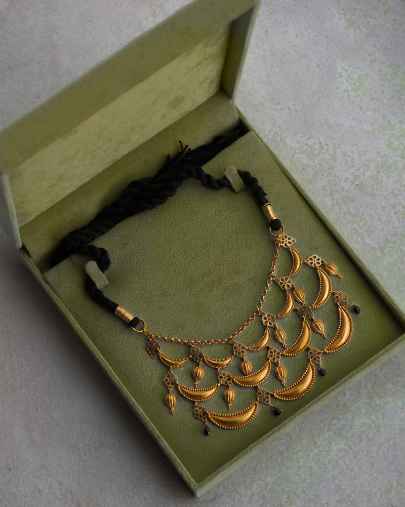 Israt necklace - Gold