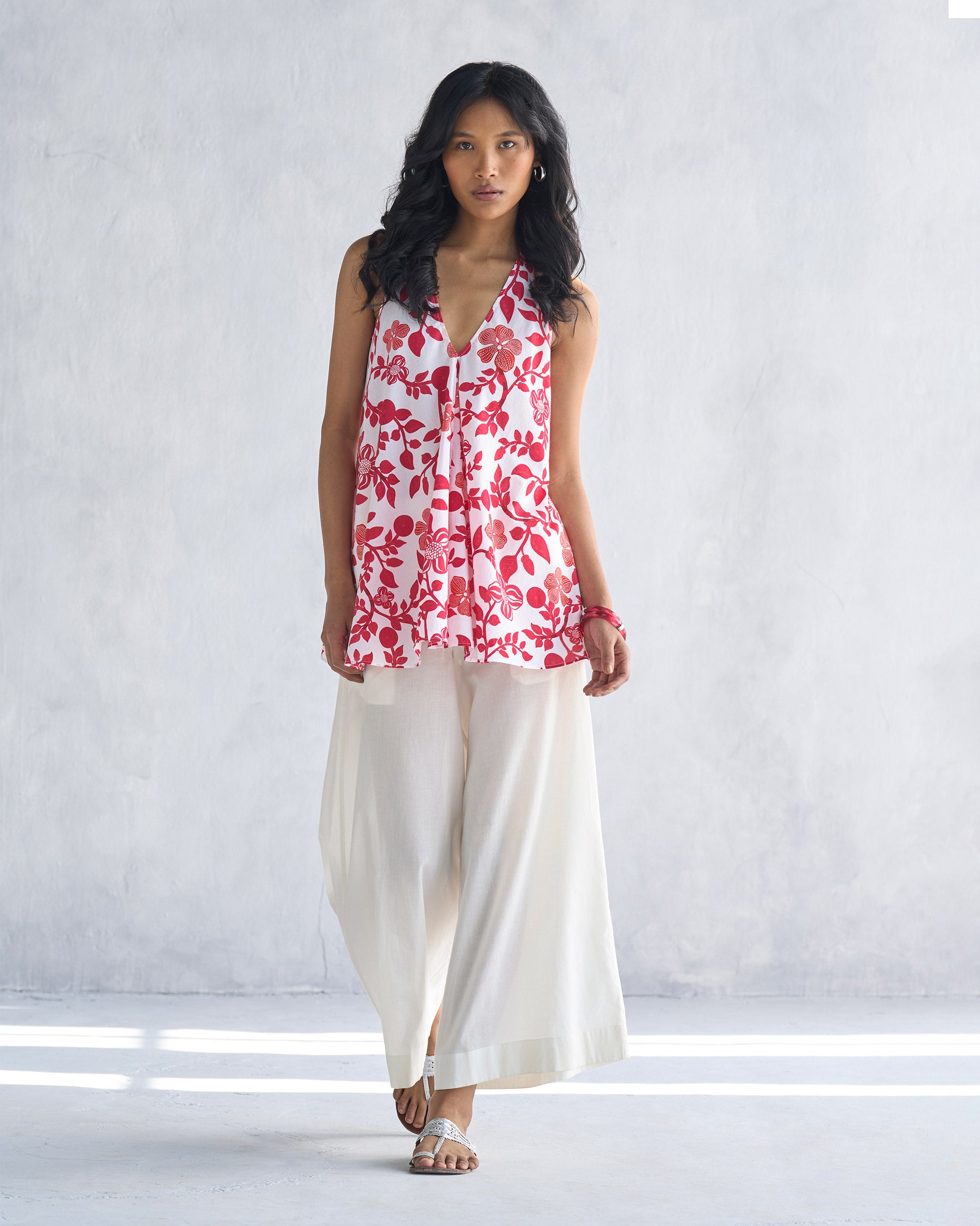 Akira Top - Red & White