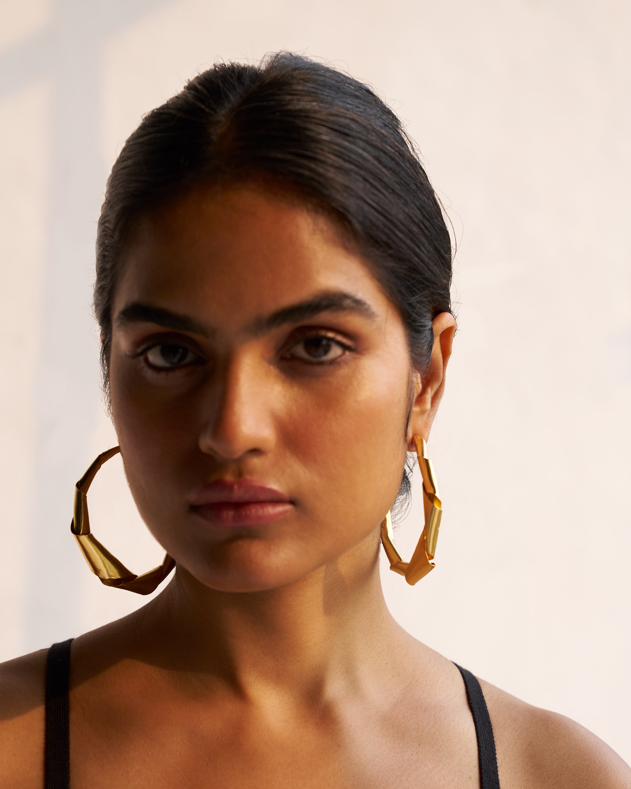 Ribbon Hoop Large - Gold