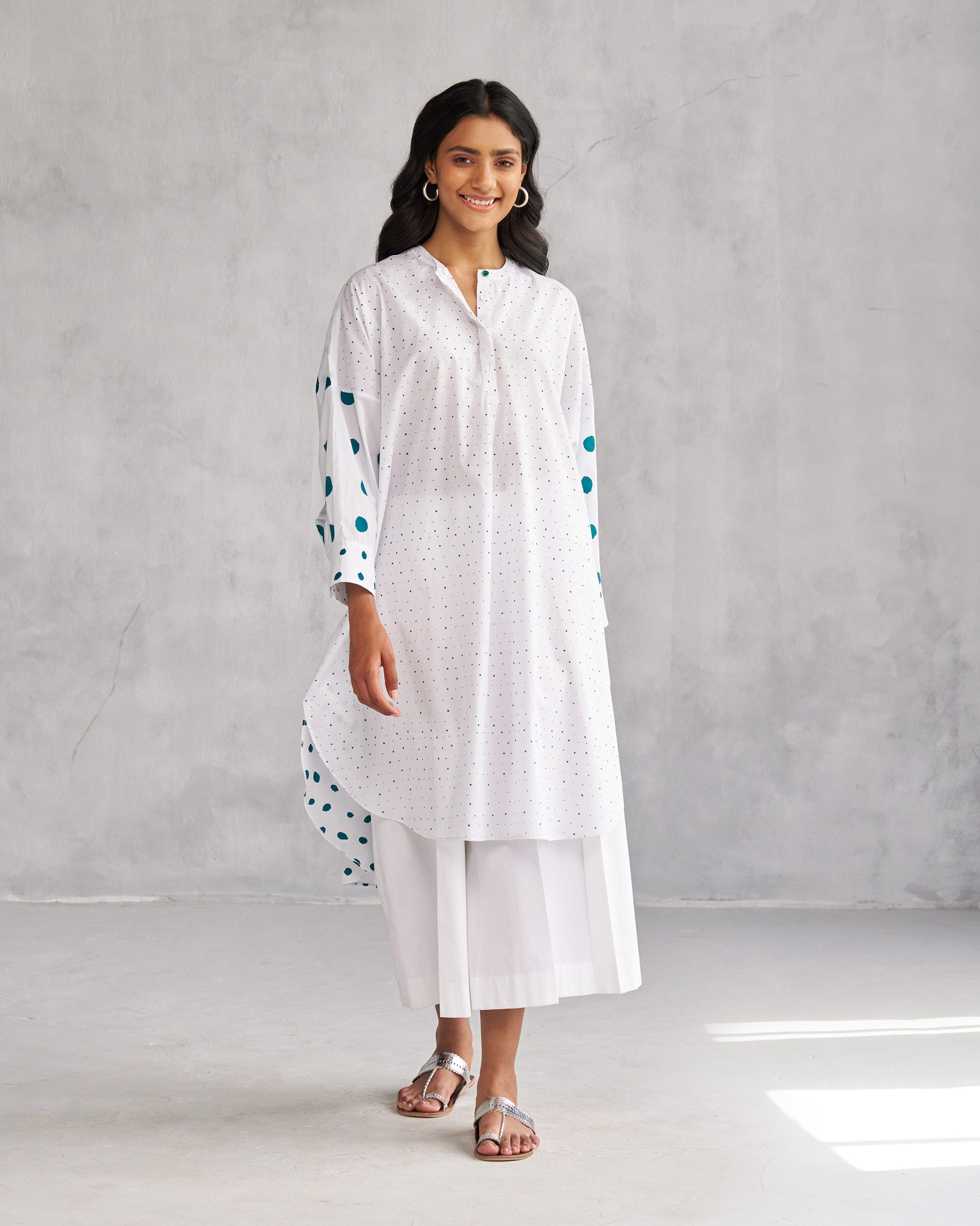 Lazy Sunday Tunic - White & Teal Tssxnb