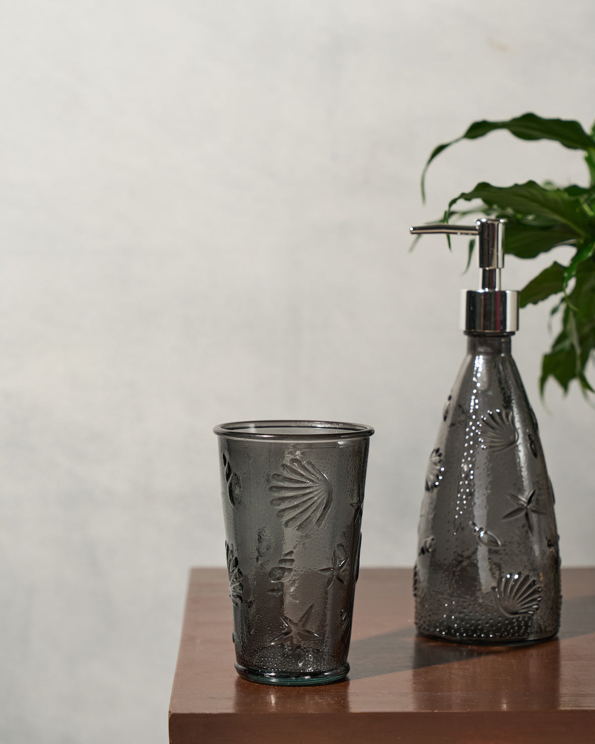 Shore Toothbrush Holder- Charcoal