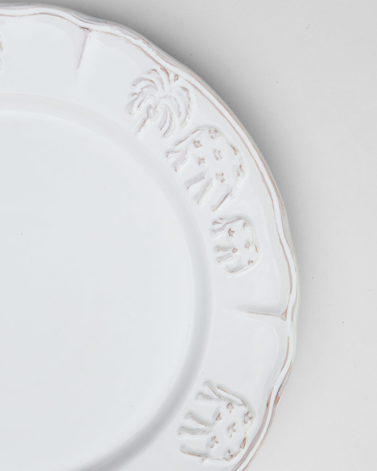 Ele Palm Dinner Plate