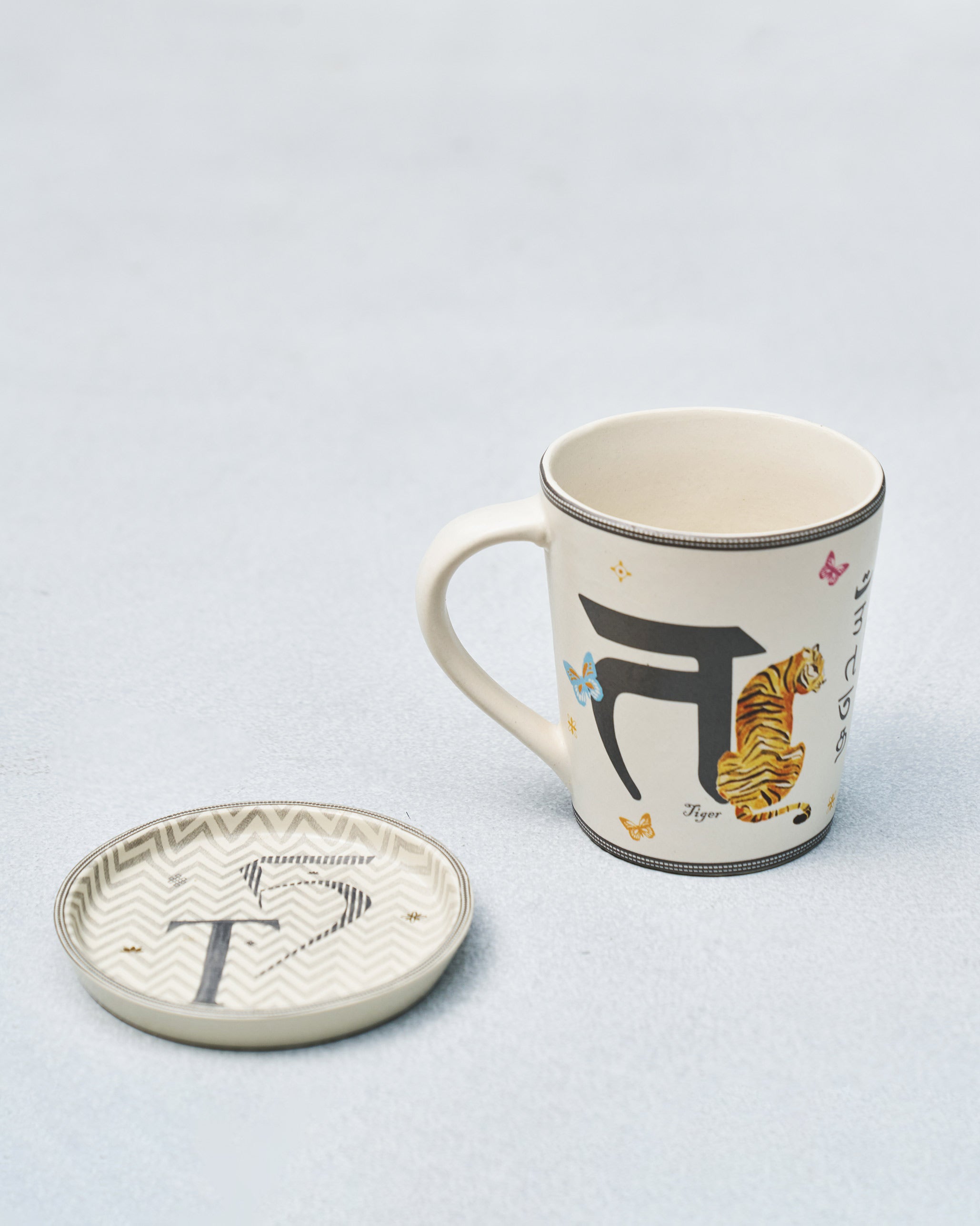 T alphabet set