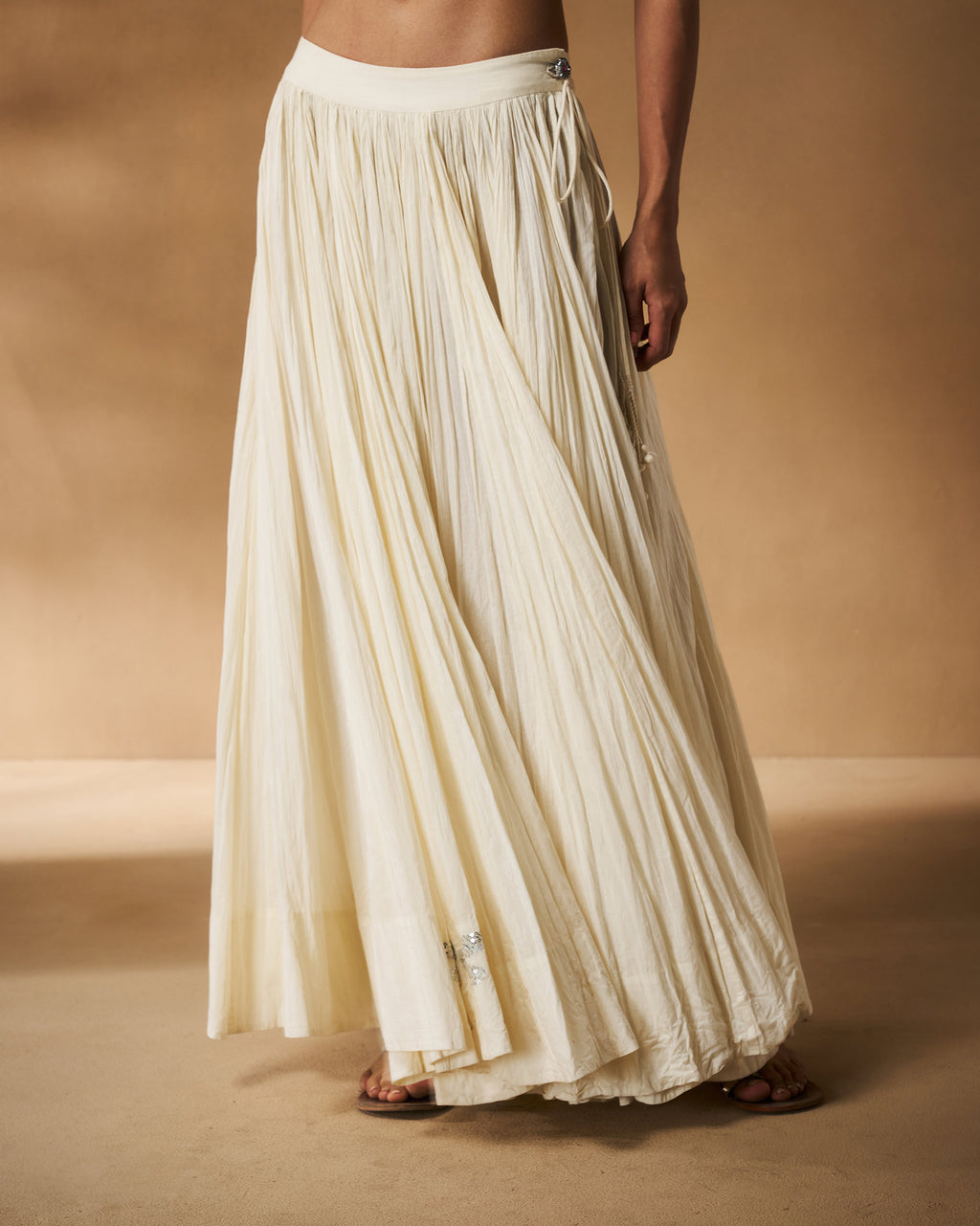 Berura Skirt - Ivory Hand Embroidered – Nicobar
