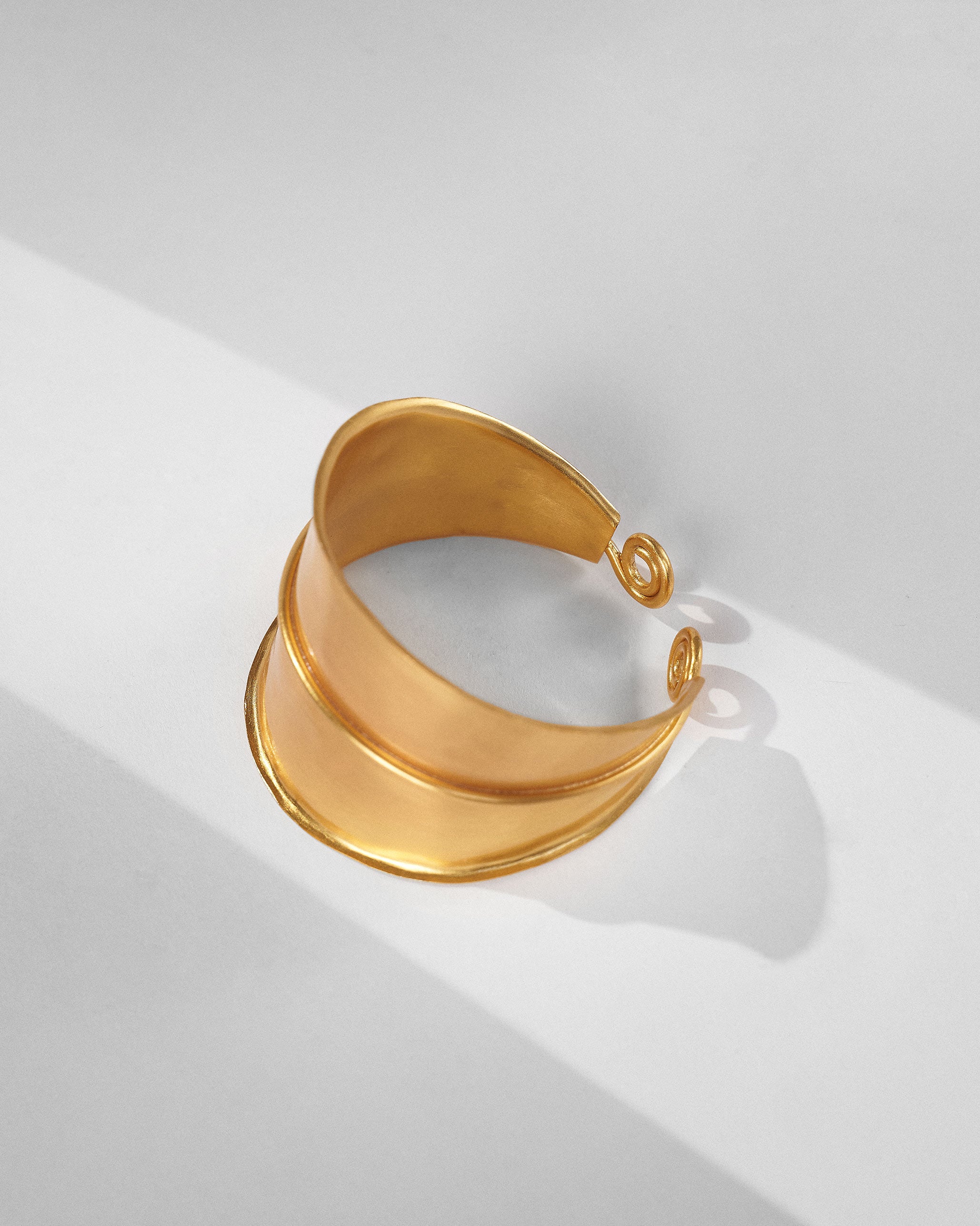 Rays Cuff - Gold