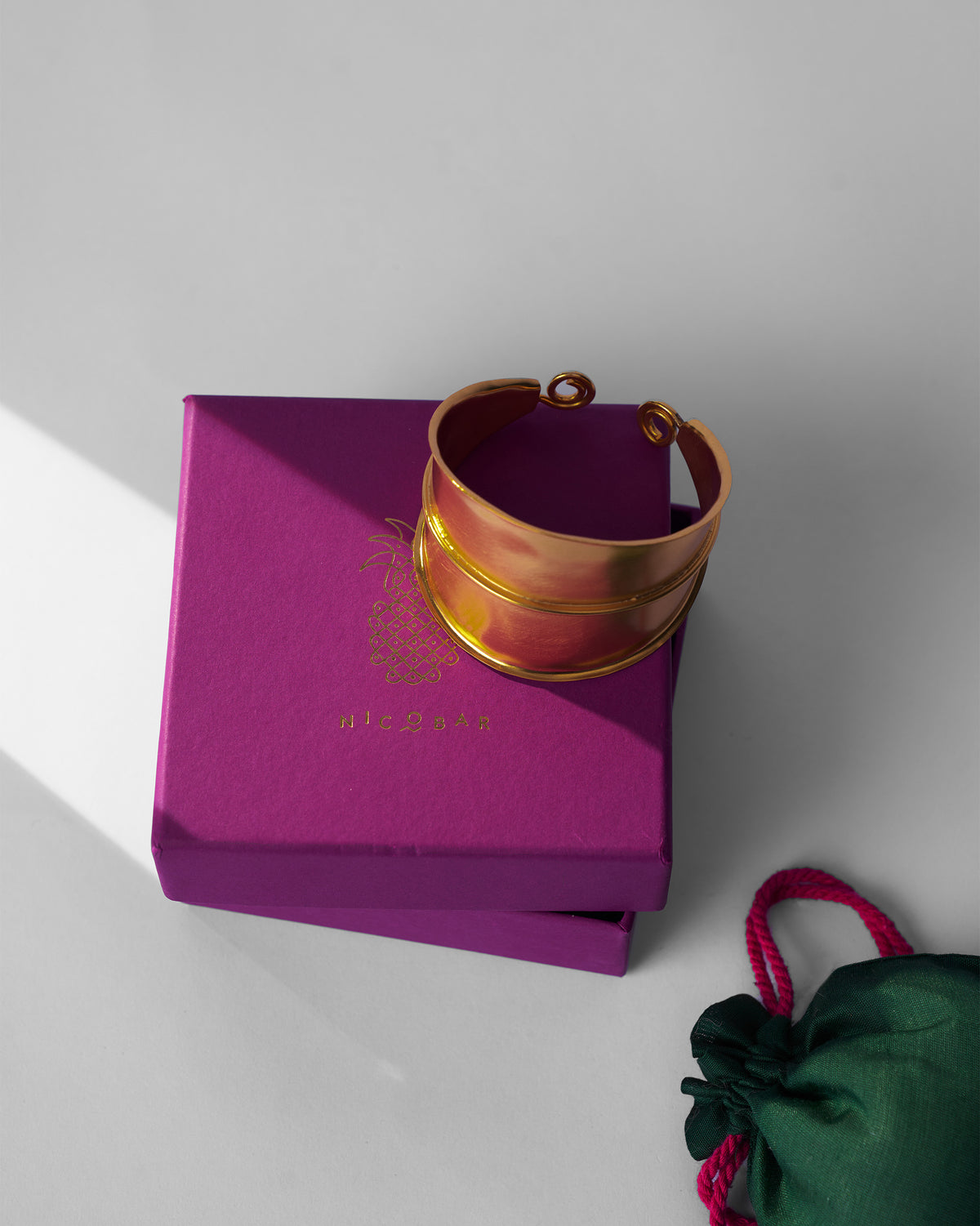 Rays Cuff - Gold
