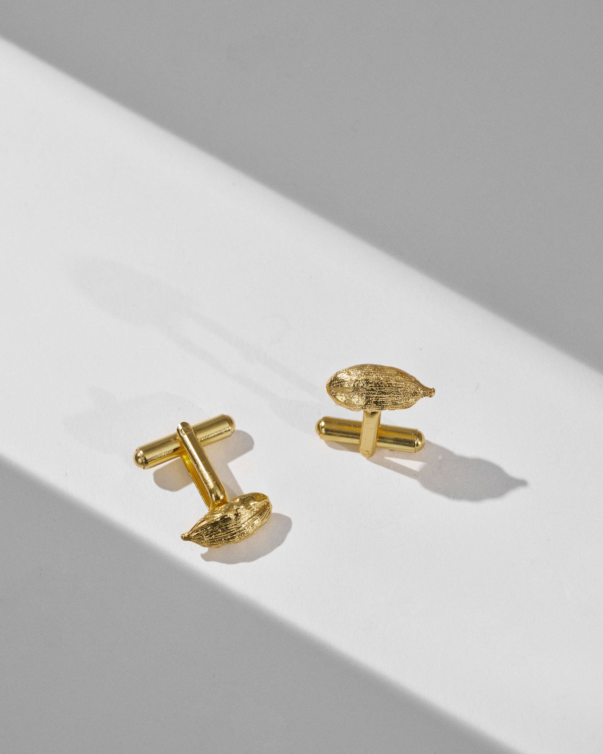 Elaichi Cufflinks - Gold