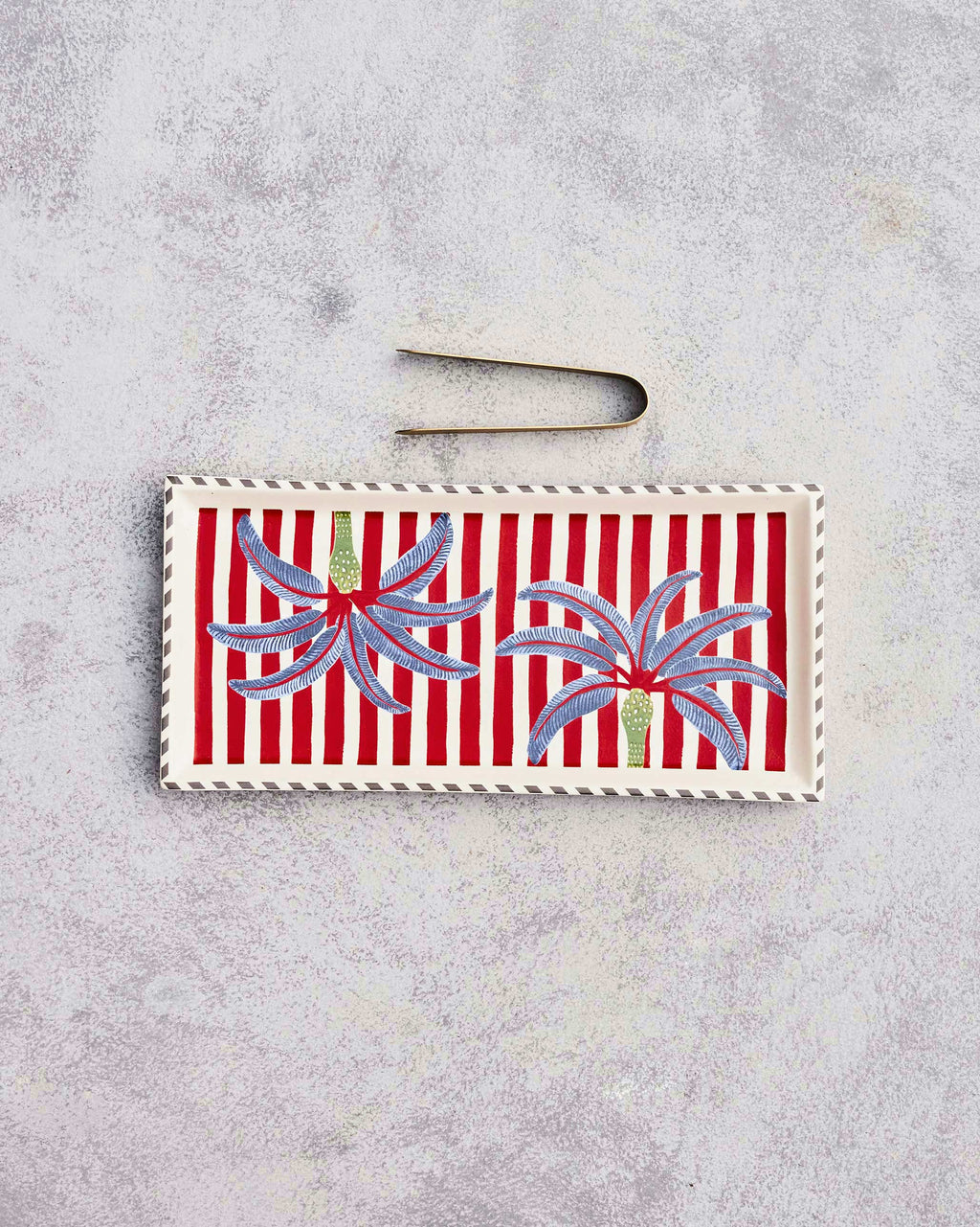 Dancing Palm Cookie Tray with Tong – Nicobar