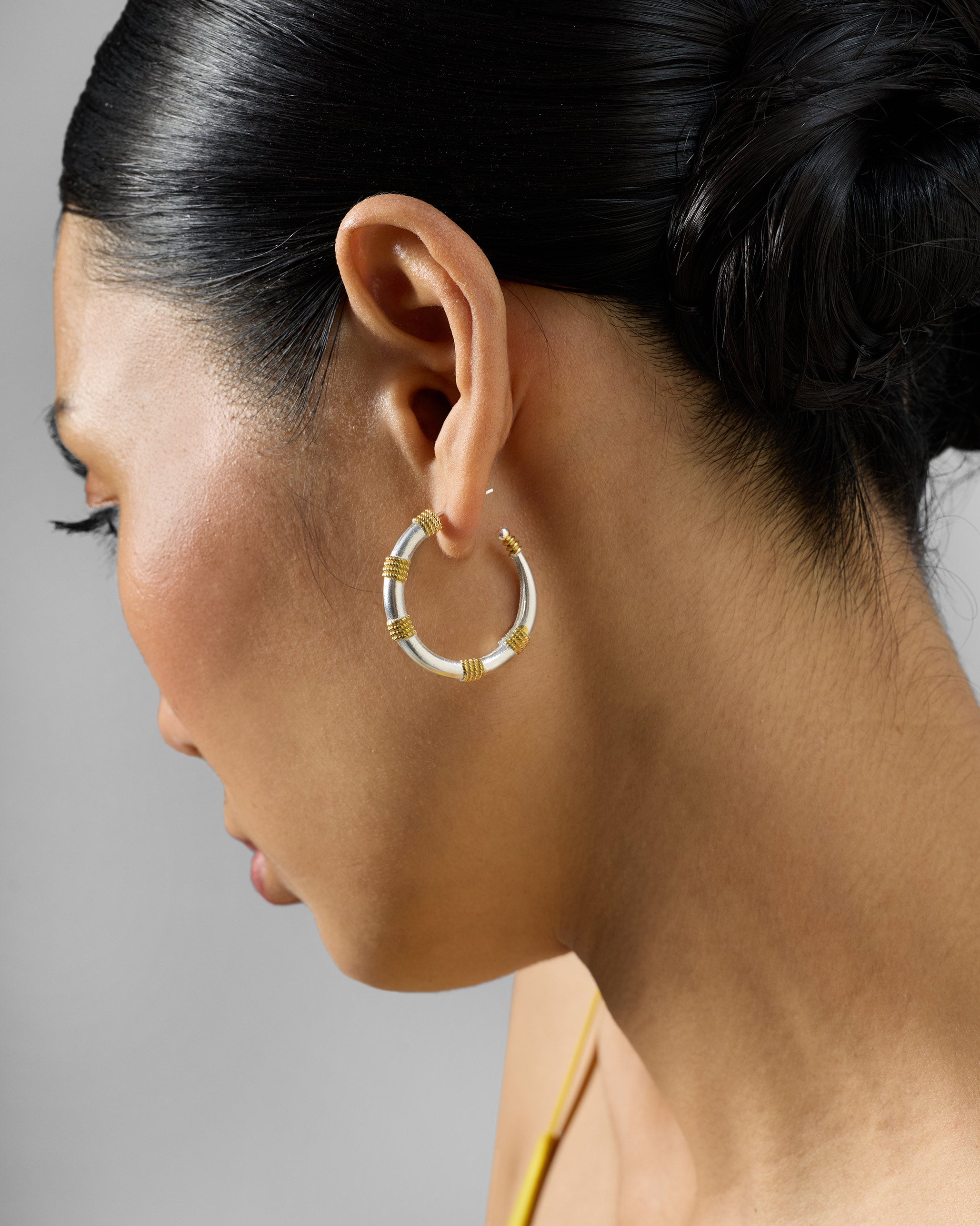 Dhoop Chaon Hoops Small - Silver & Gold