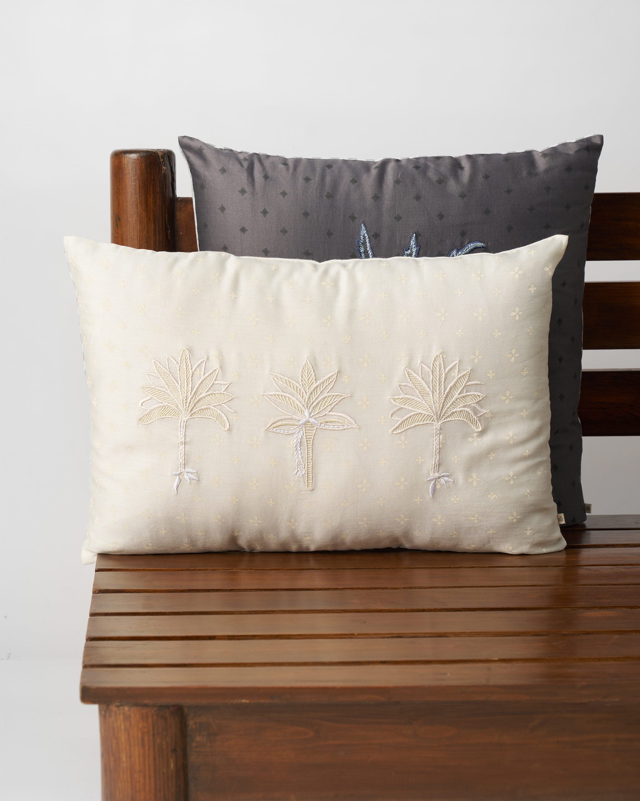 Colombo Palm Cushion Cover