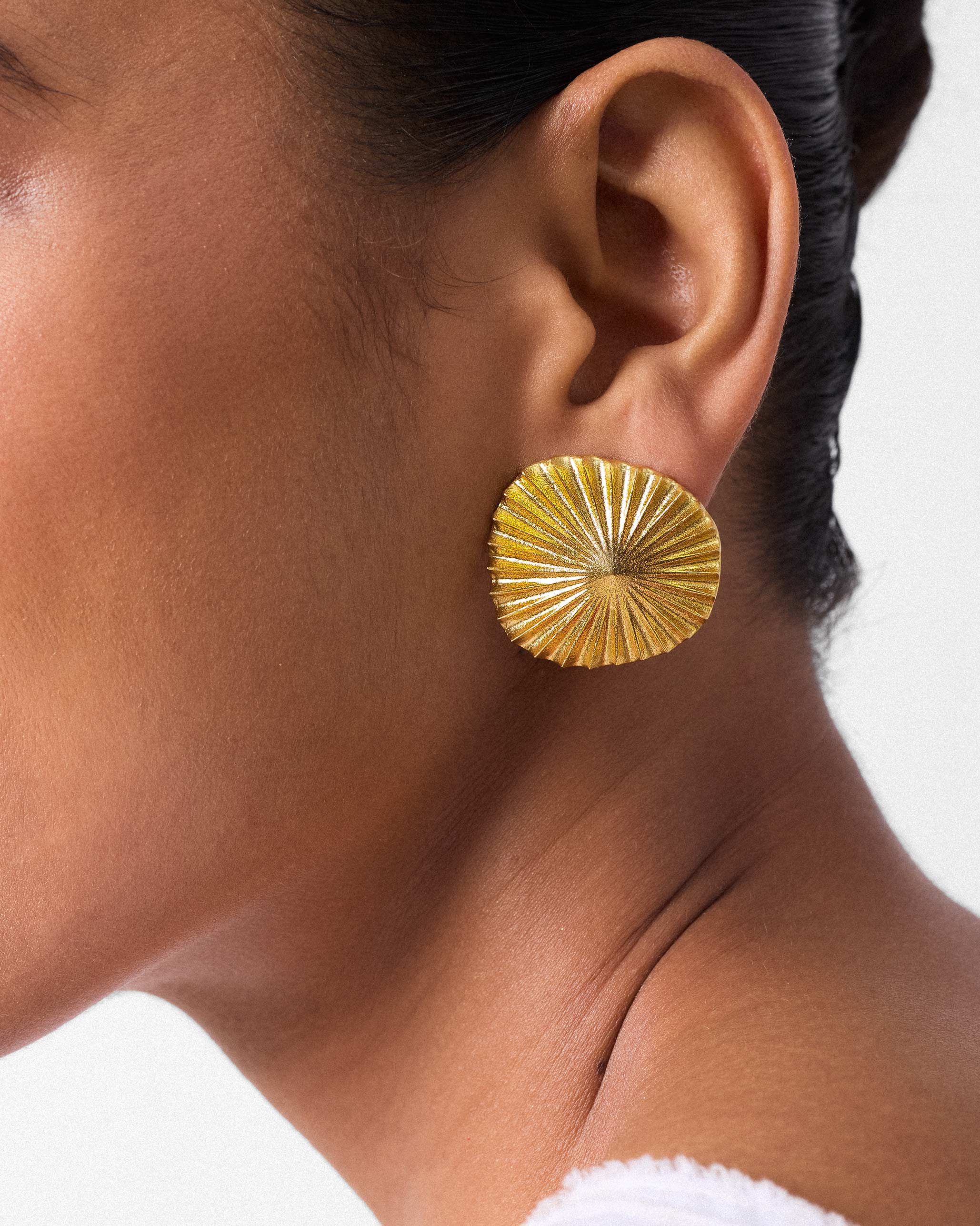Umbrella Studs - Gold