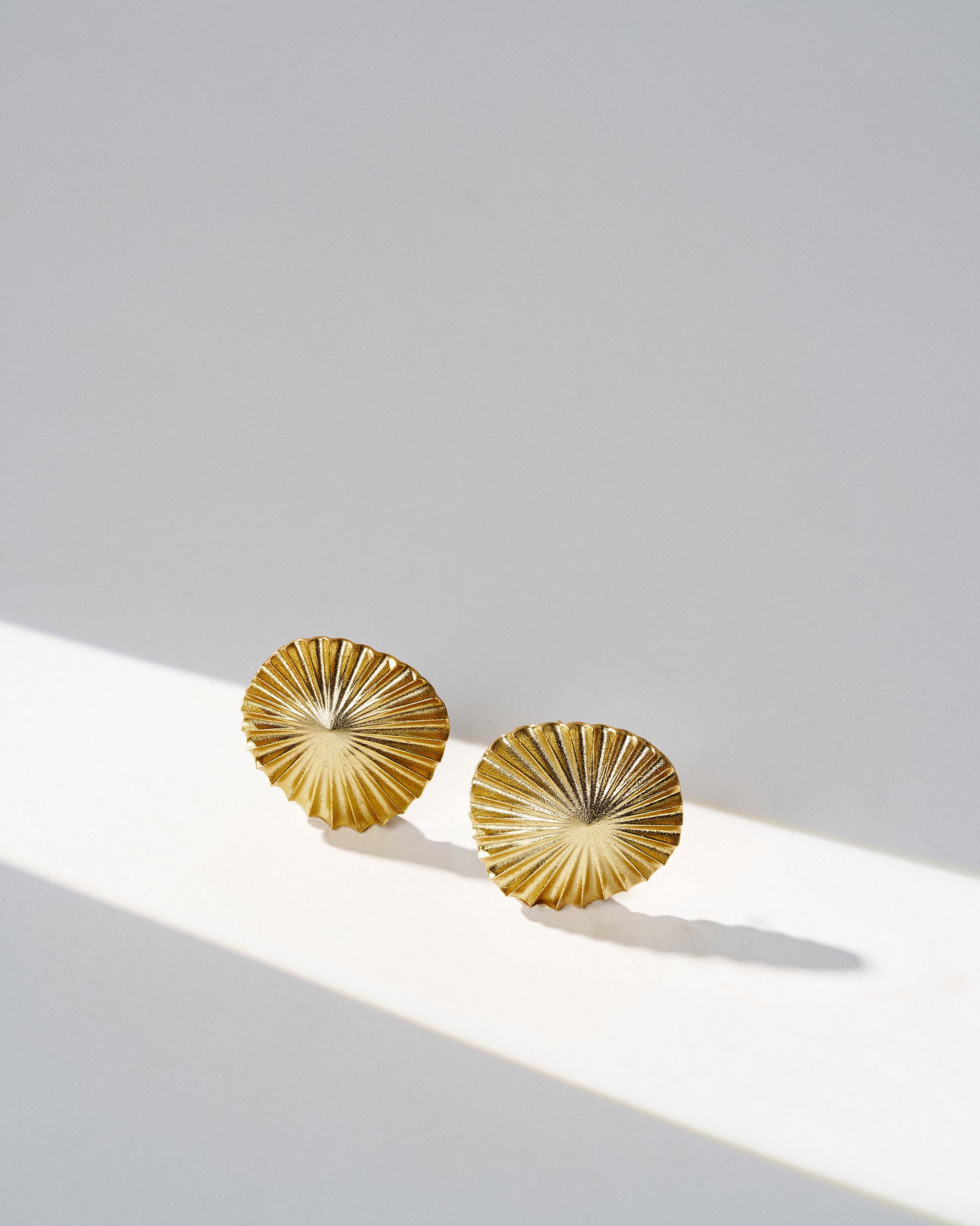 Umbrella Studs - Gold