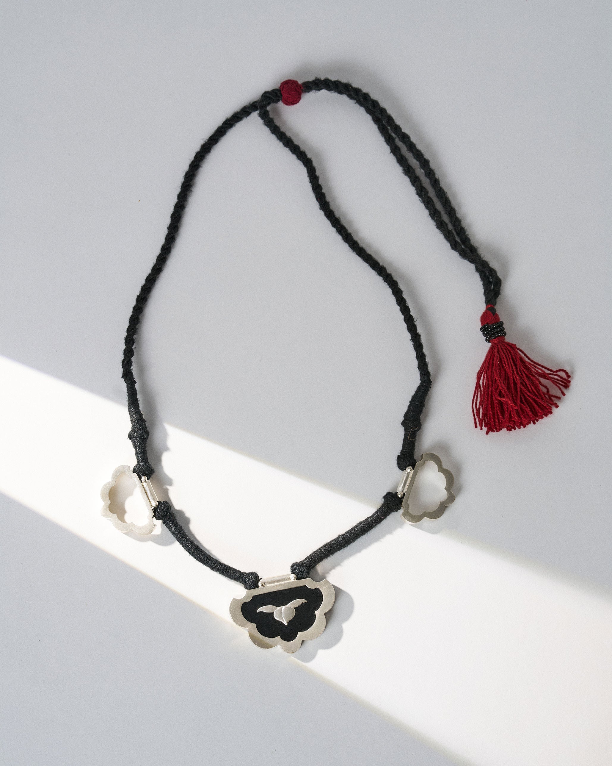 Kamal Necklace - Silver