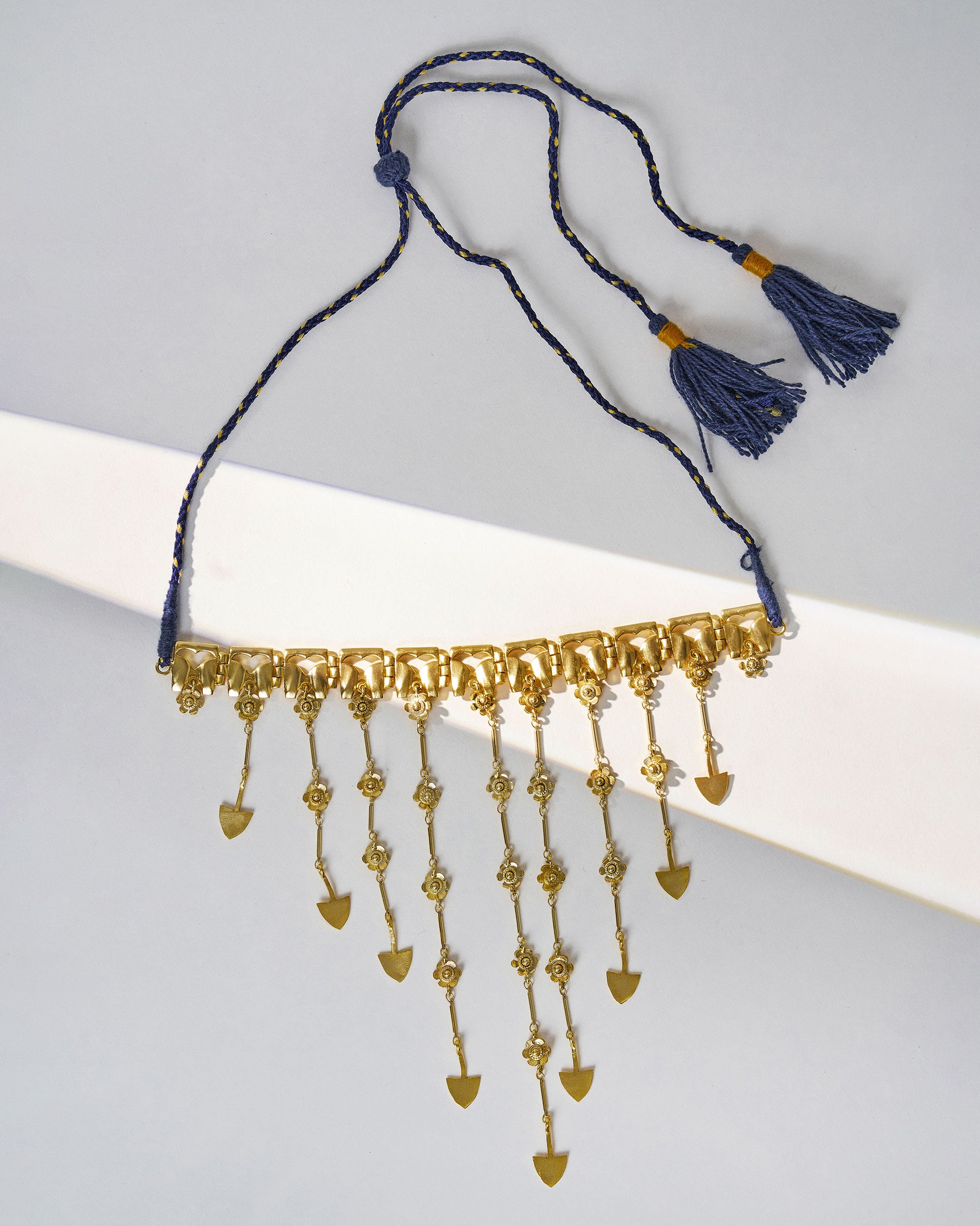 Machli Necklace - Gold