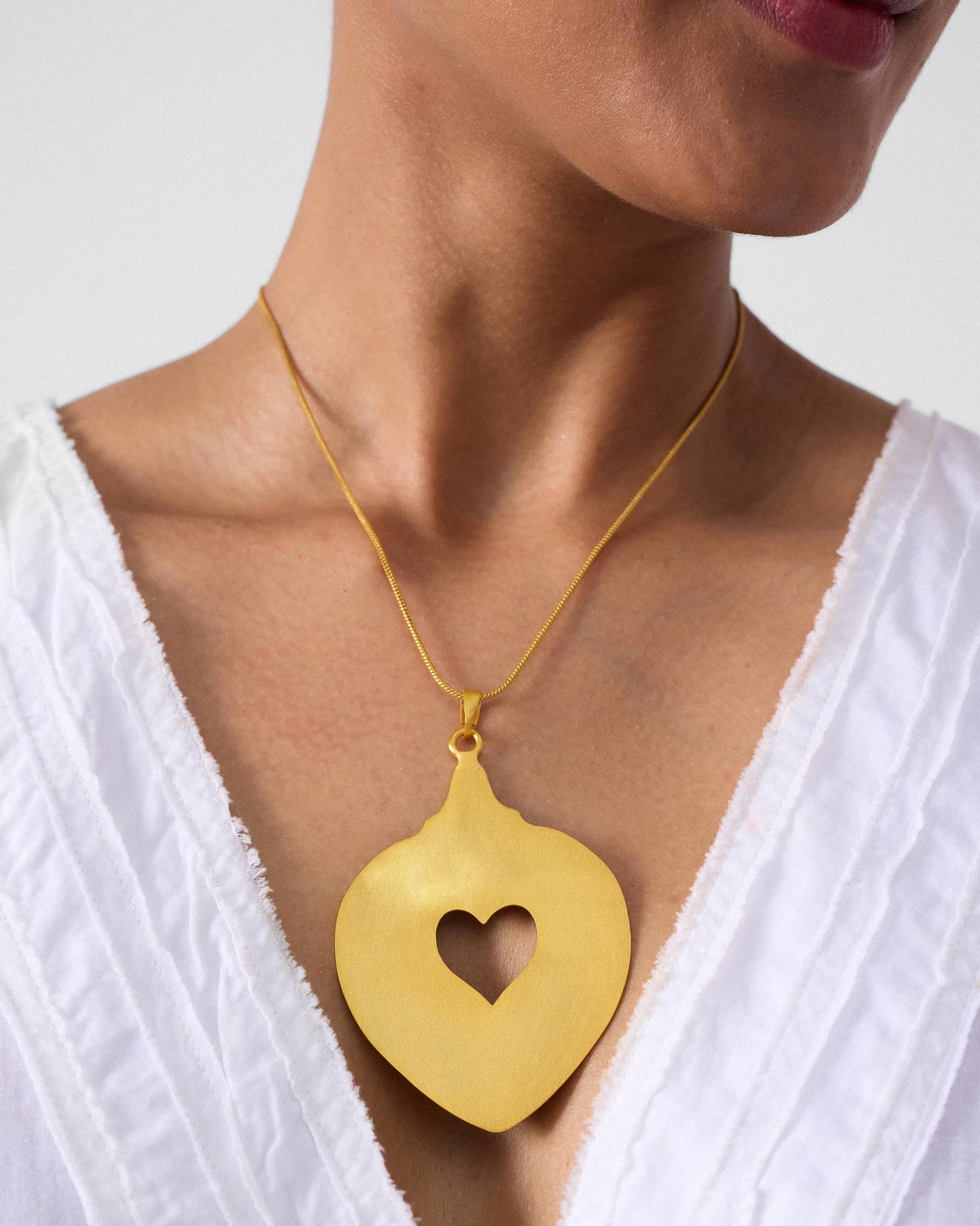 Dil Necklace - Gold