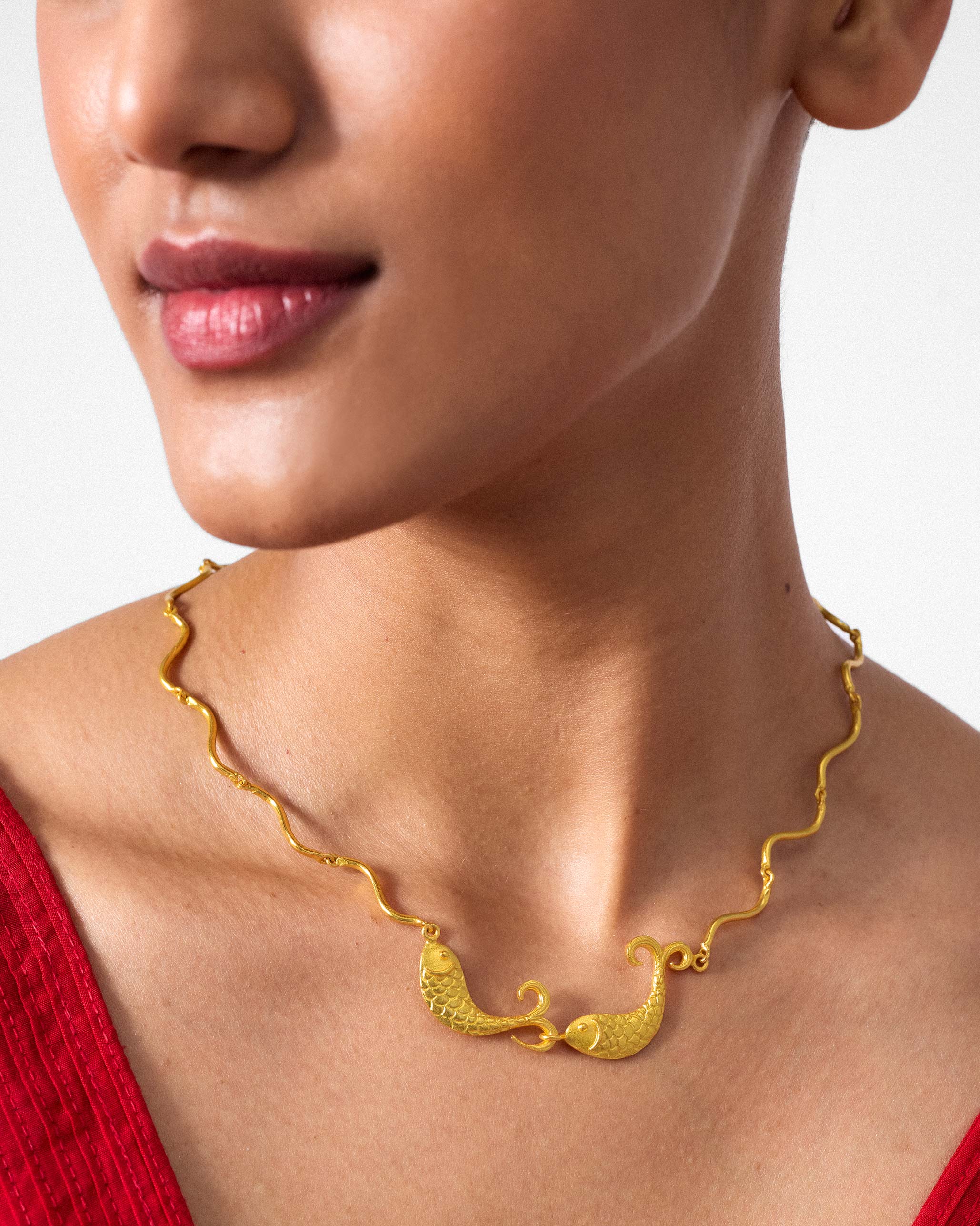 Meen Necklace - Gold
