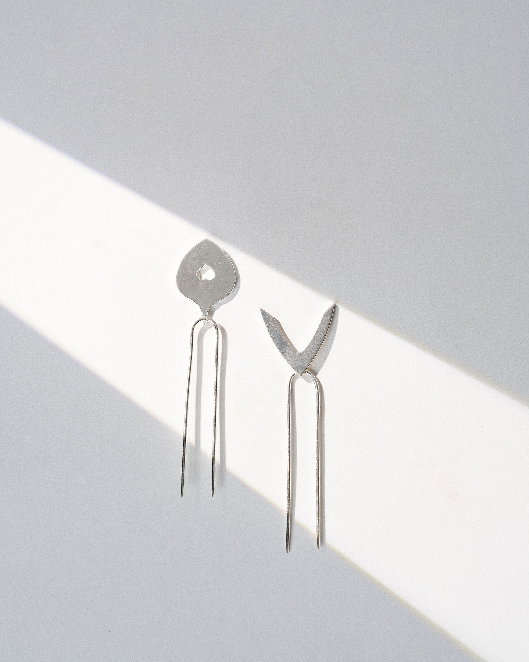 Teer Bun Pins Set of 2 - Silver