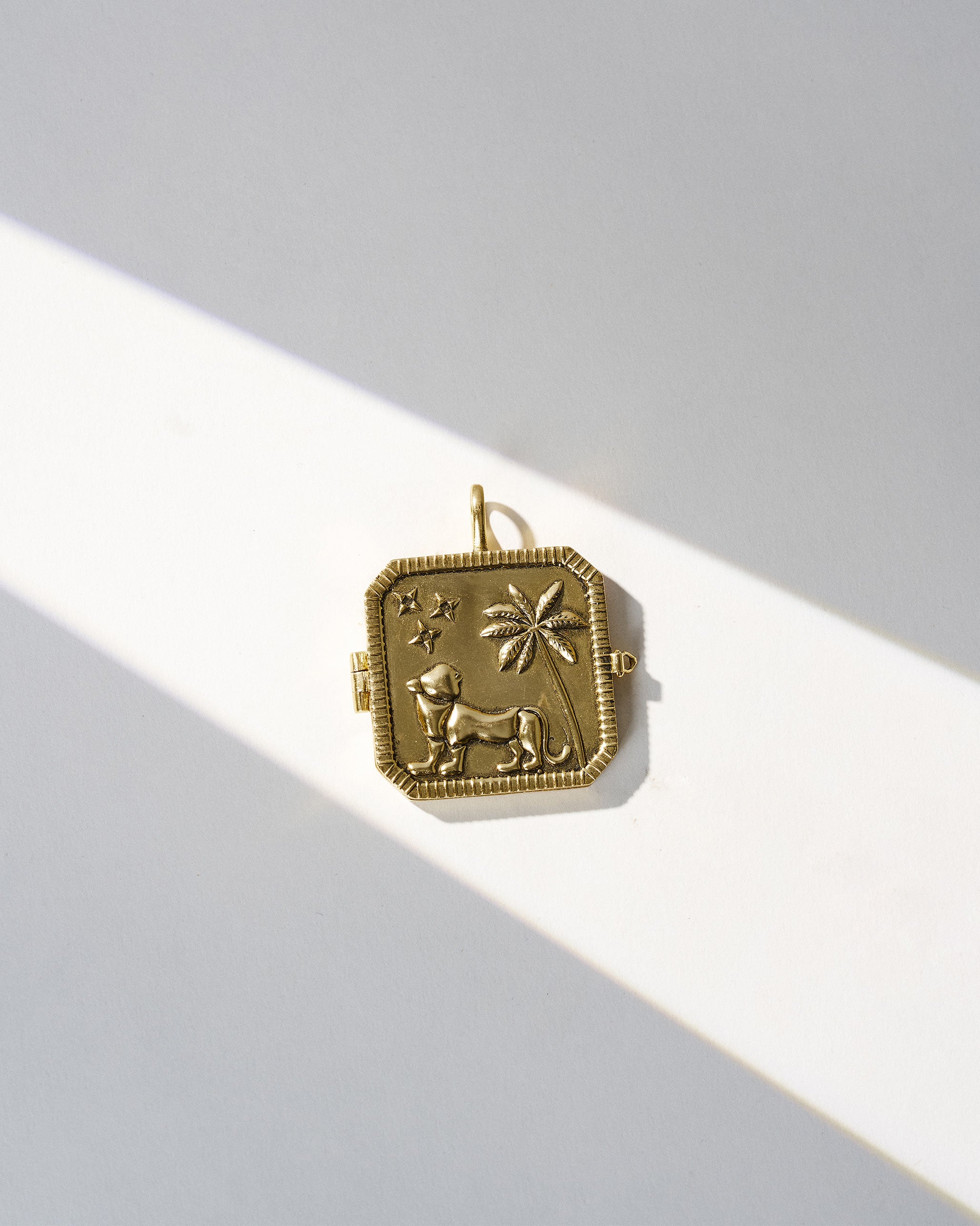 Sher Singh Locket - Gold