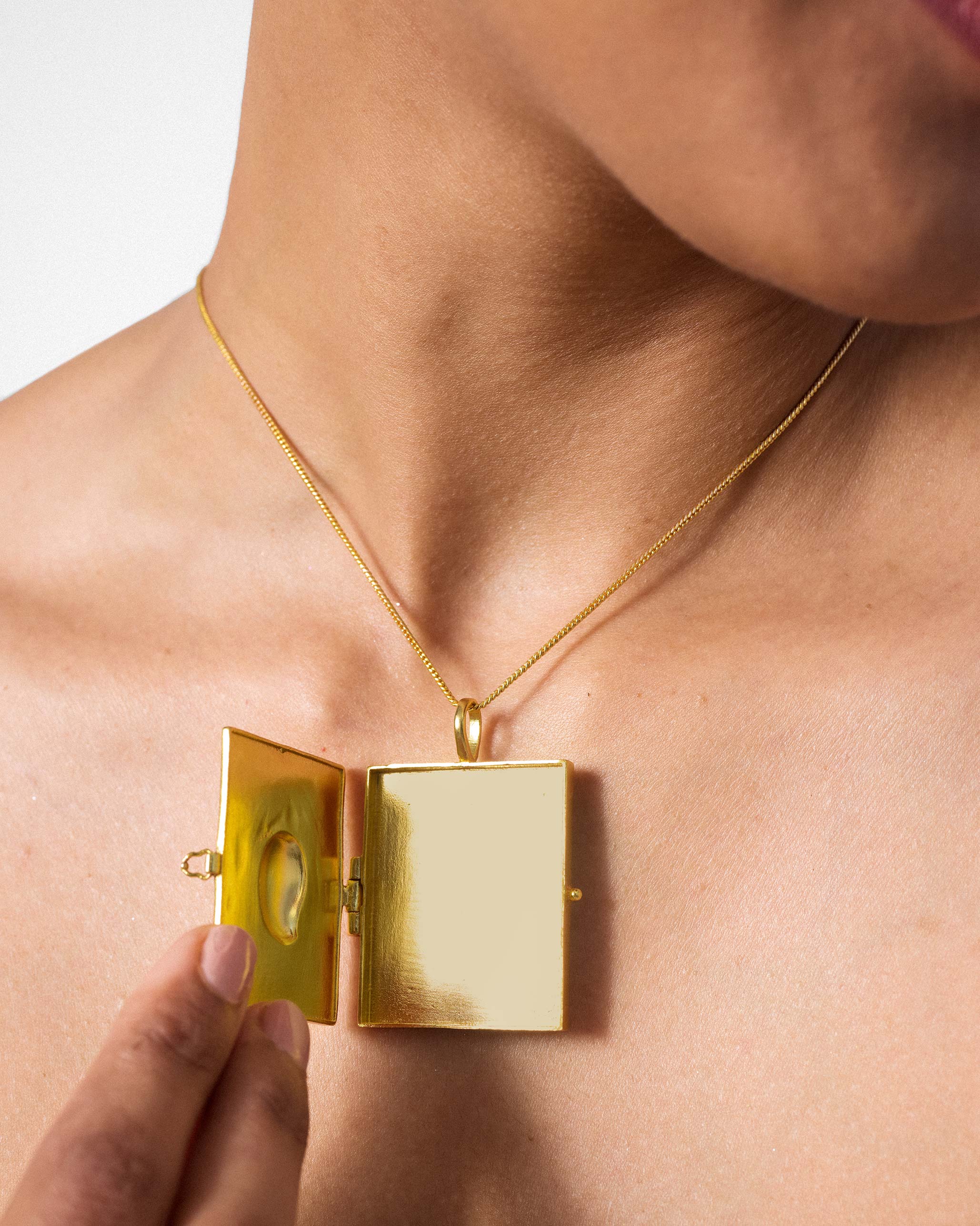 Tota Locket - Gold