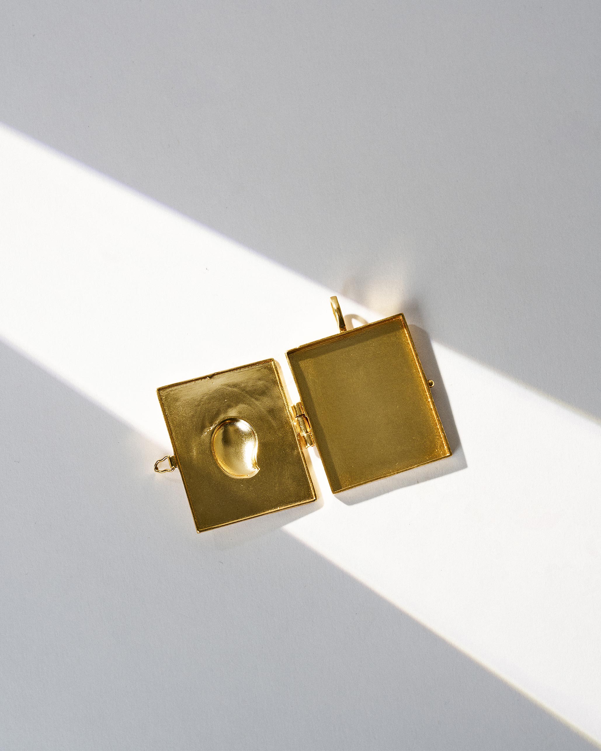 Tota Locket - Gold