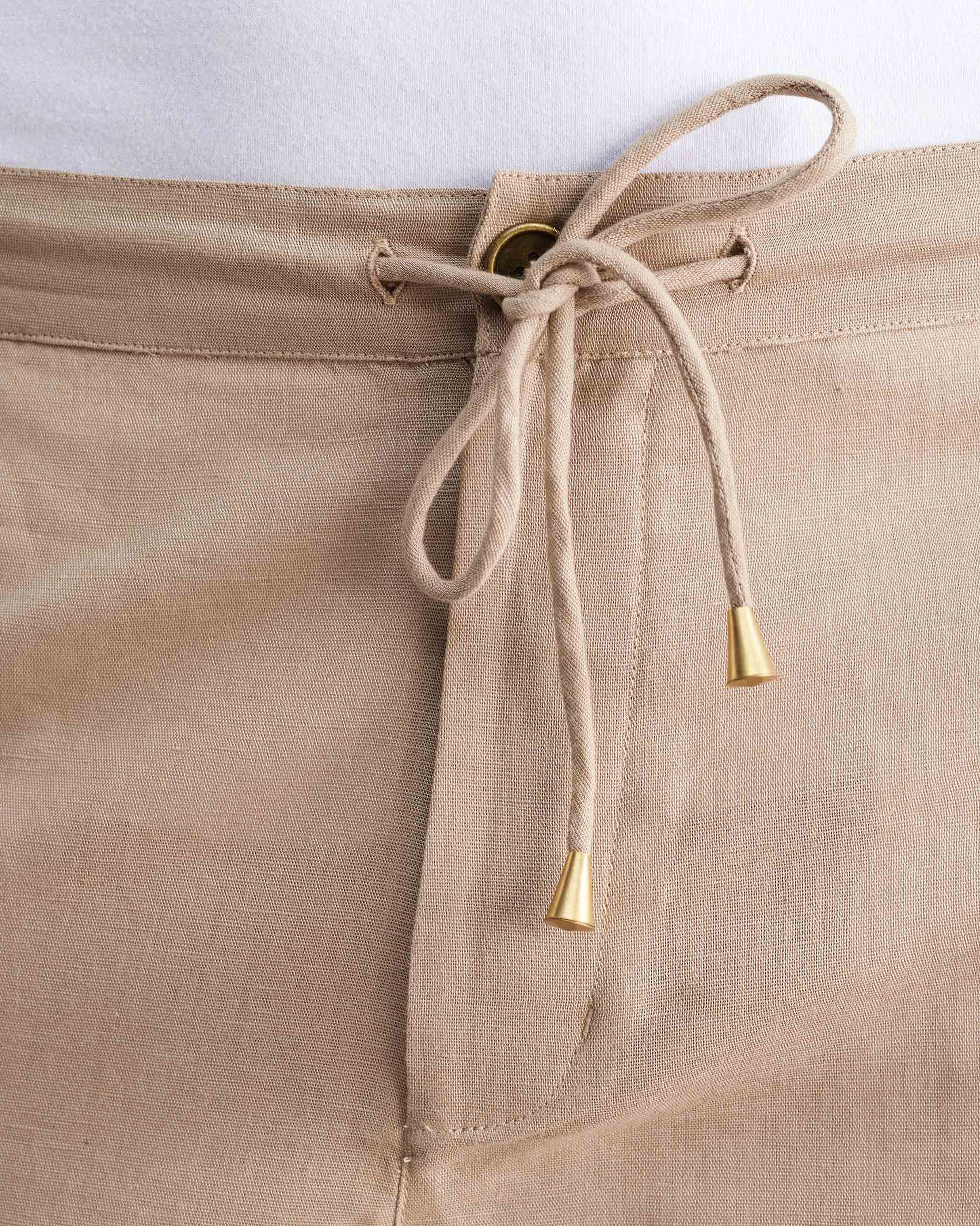 Classic Shorts - Beige