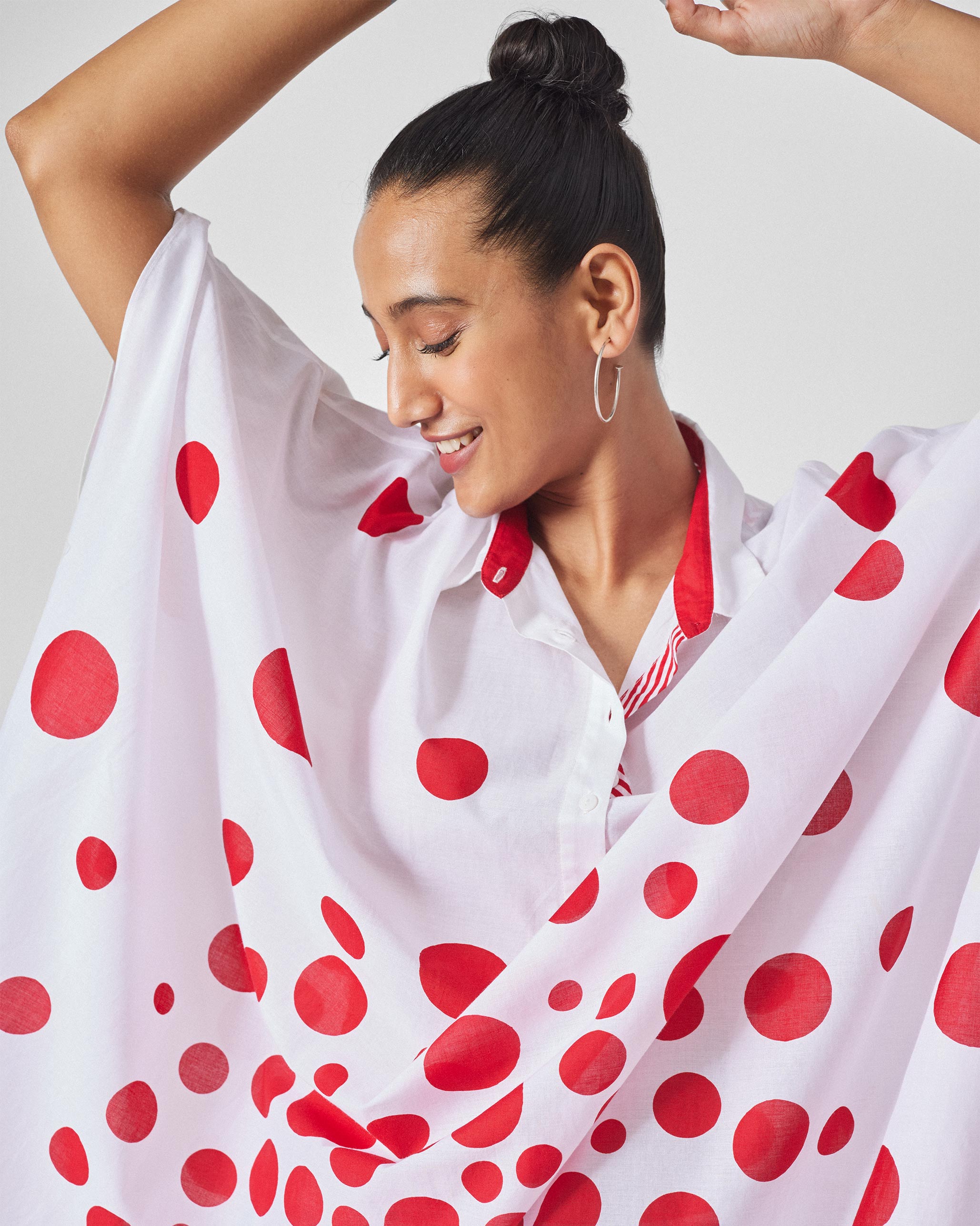 Collared Kaftan - White & Red Print