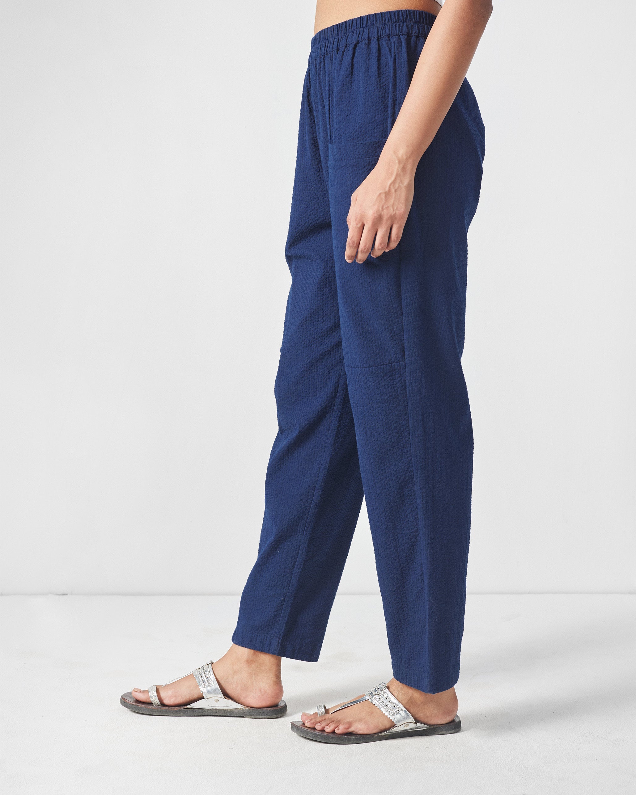 The Mizu Gusset Top Set - Navy Seersucker