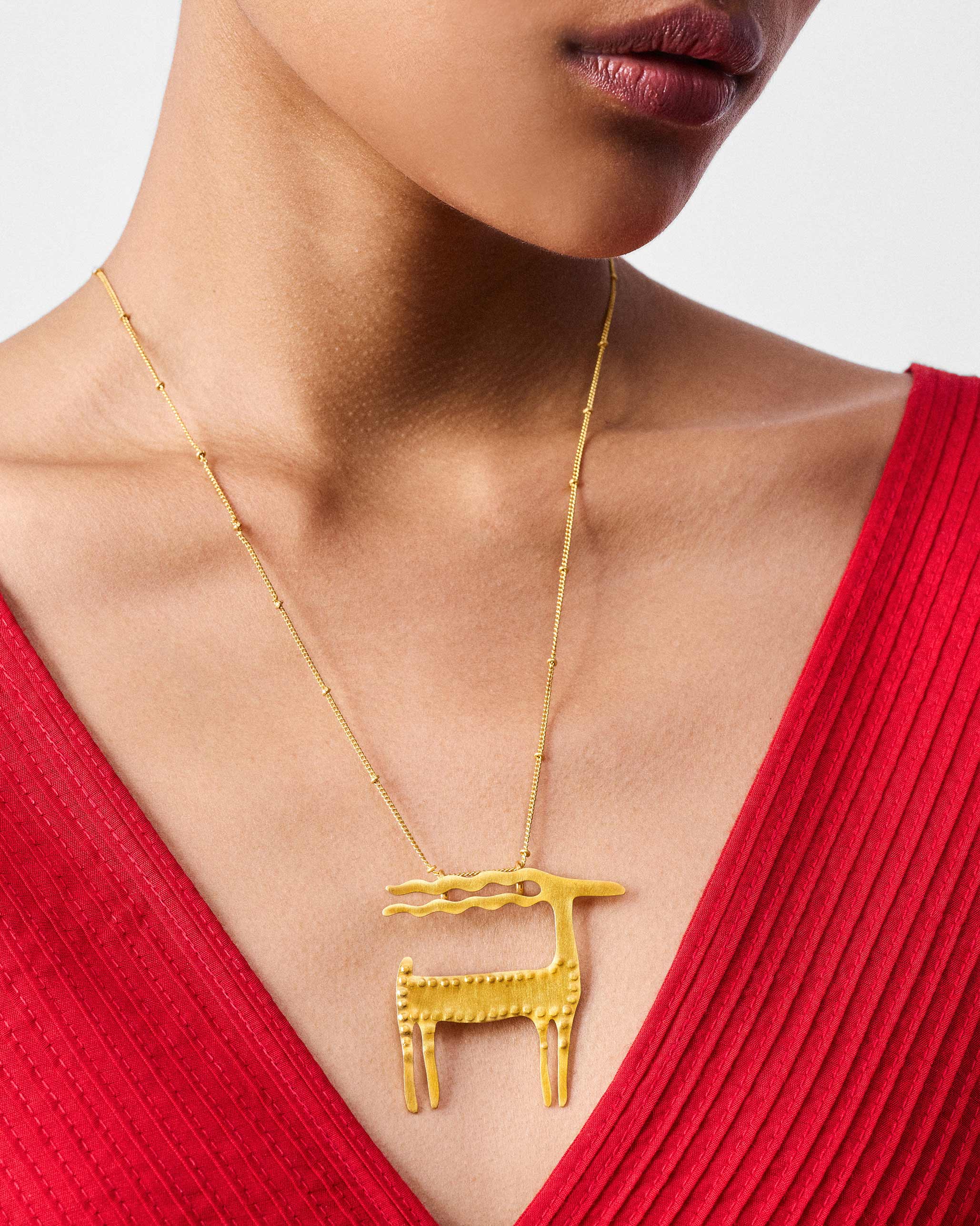 Windy Ram Necklace - Gold