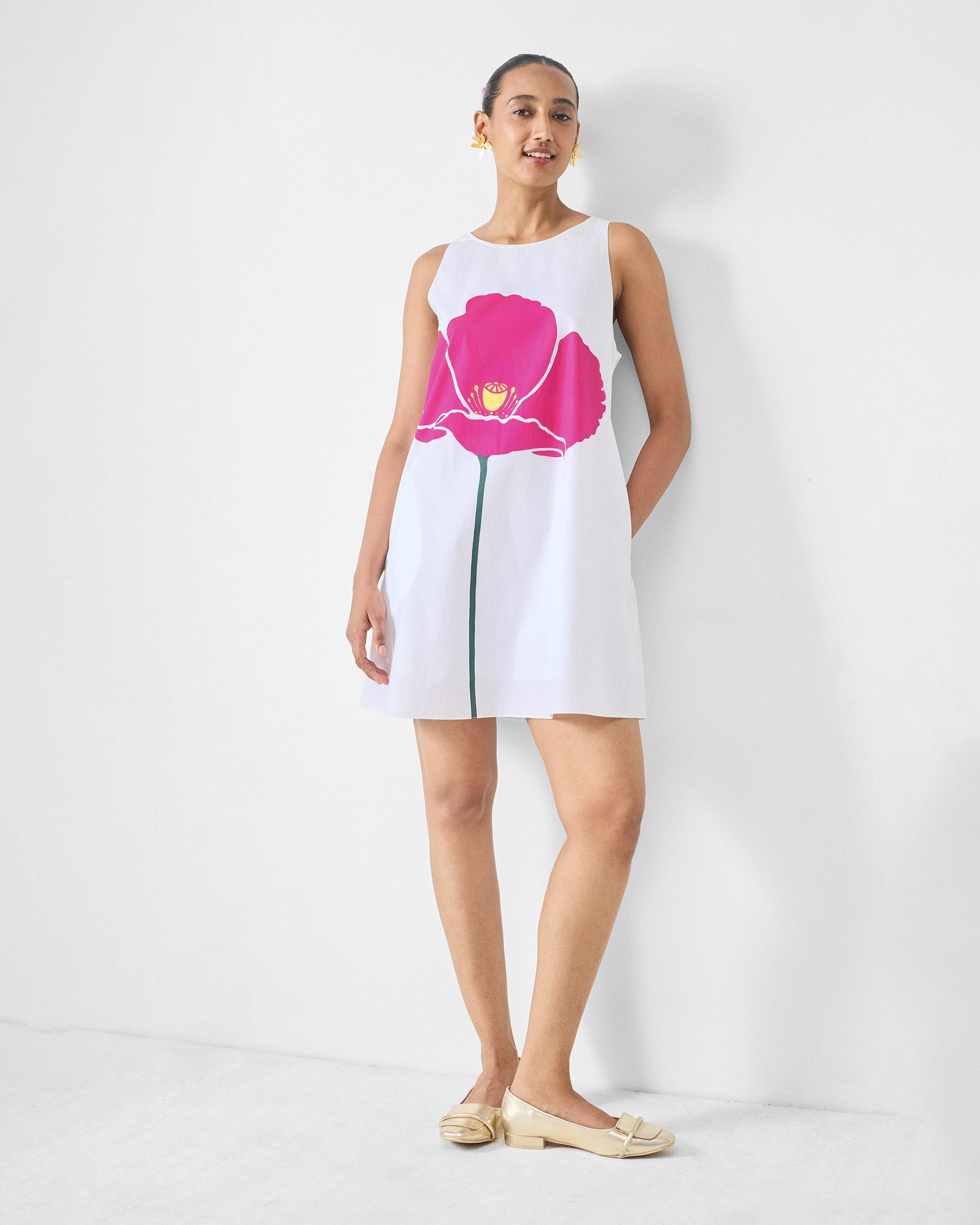 Short Racerback Dress - White & Fuchsia